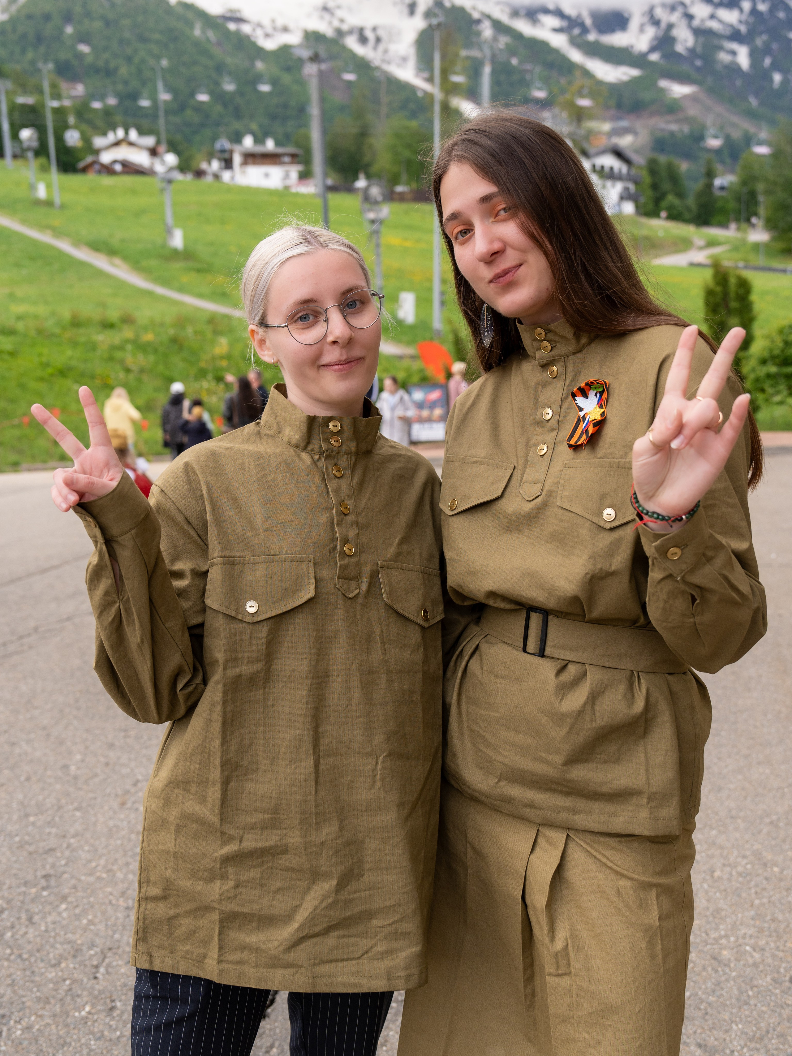 Шествие бессмертного полка 9 мая 2024 Rosa Springs. Репортажный фотограф в Красной Поляне и Сочи Павлюченко Екатерина