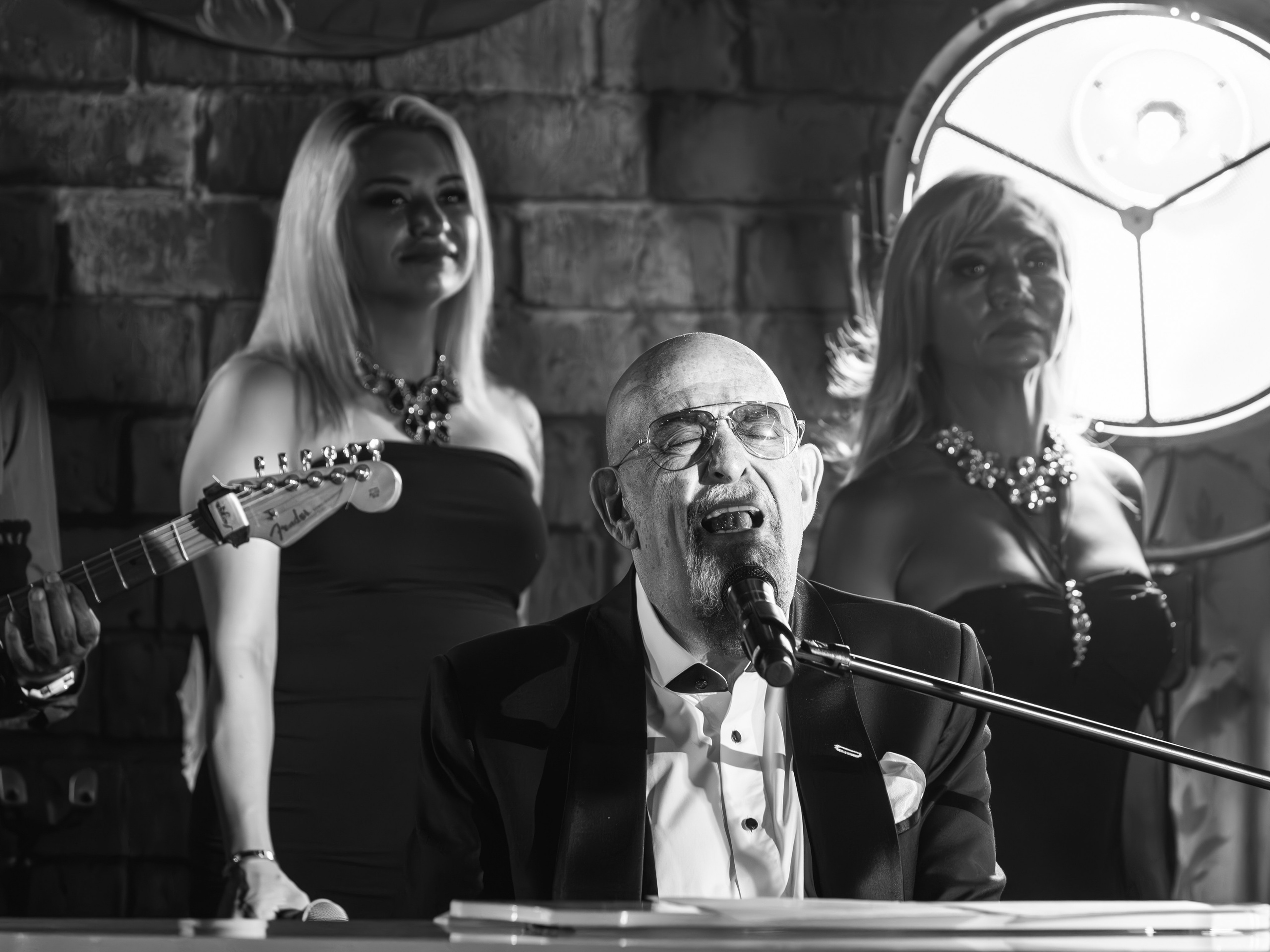 Концерт Михаила Шуфутинского на частном мероприятии. Репортажный фотограф в Красной Поляне и Сочи Павлюченко Екатерина