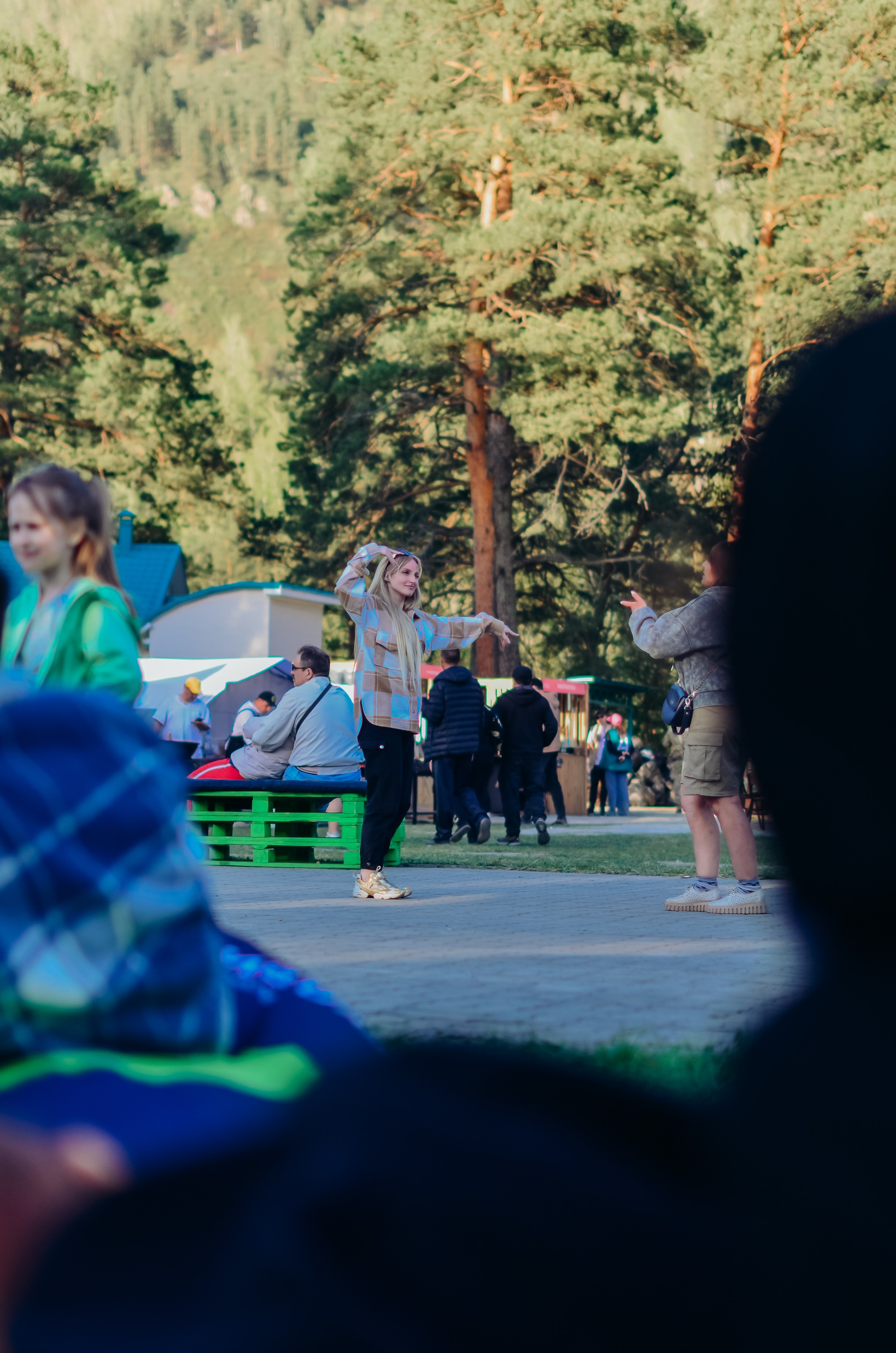 Фестиваль «Цветение Маральника на Алтае 2025». Фоторепортаж. Денисова Аля — фотограф для парных съемок и индивидуальных историй в Барнауле