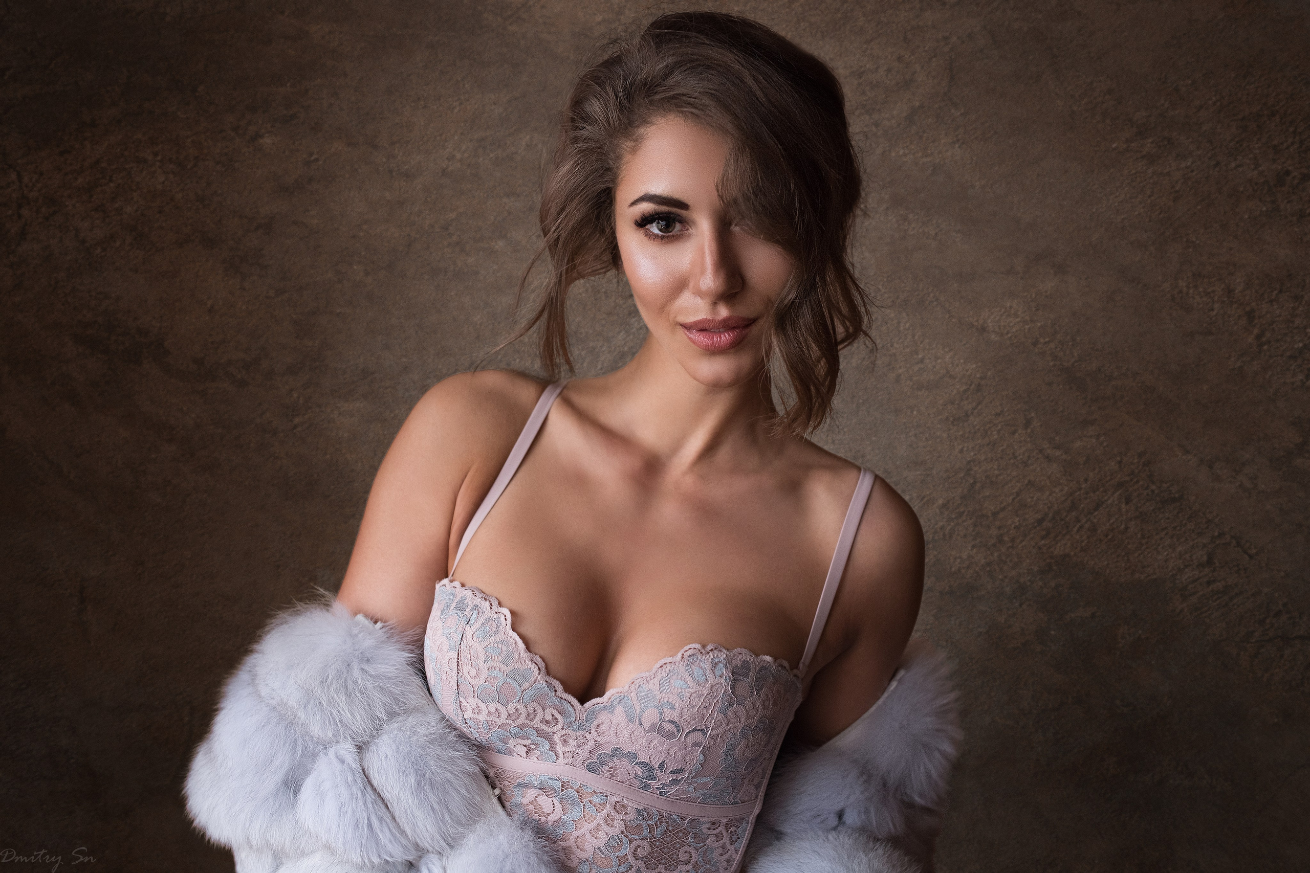 Фотосет у окна с Дарьей для «себя»