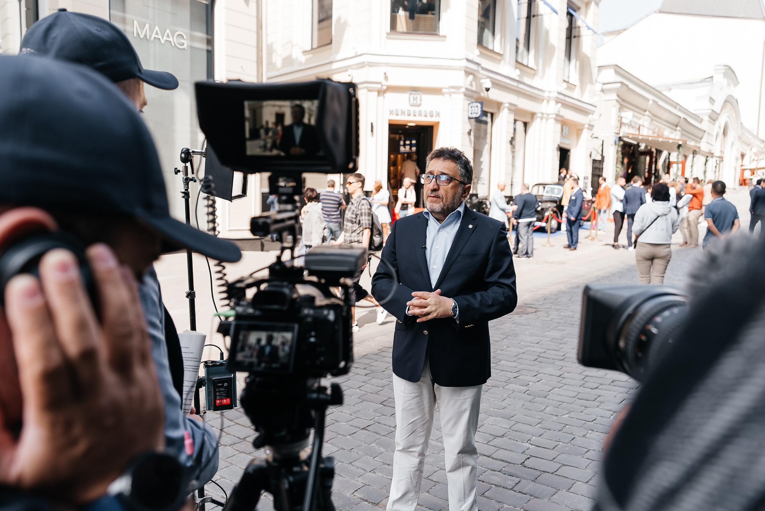 Henderson. Павел Краснов — Свадебный и репортажный фотограф в Москве