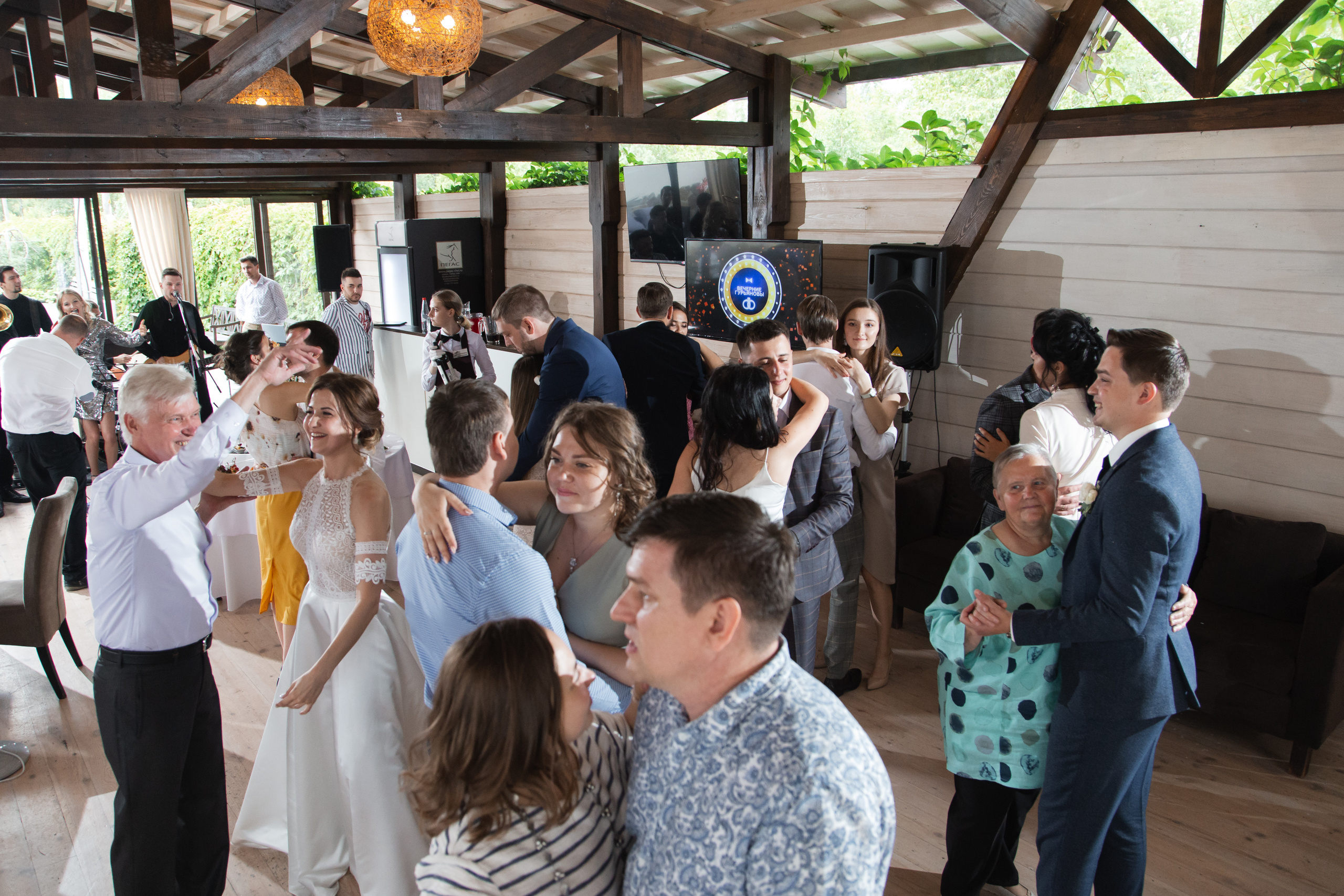 Александр и Елена. Фотограф Александр Чешуин