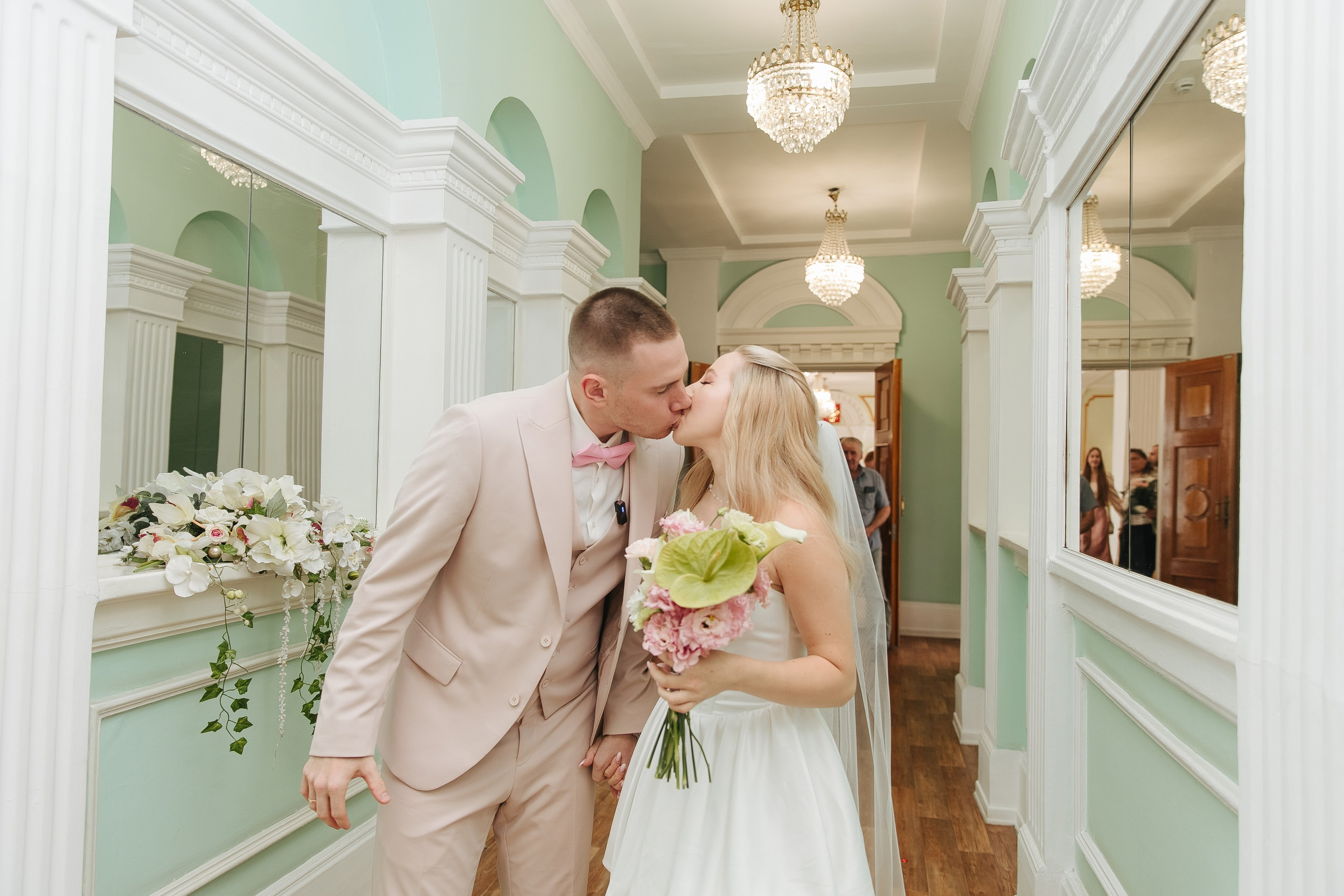 Роспись ЗАГС. Фотограф в Красноярске Любовь Малеева