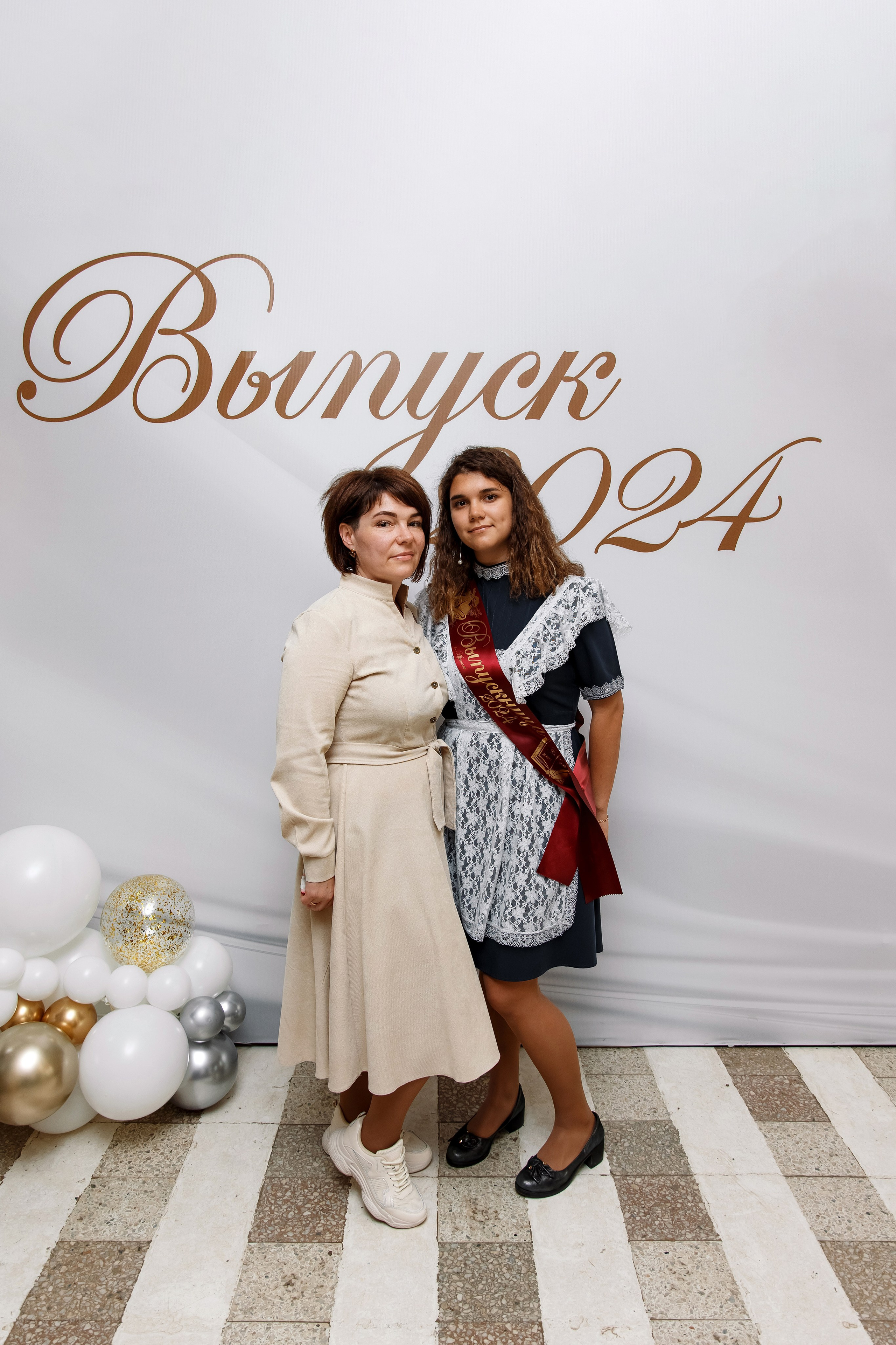 11 класс Последний звонок. Фотограф Любовь Корниенко, Примоский край