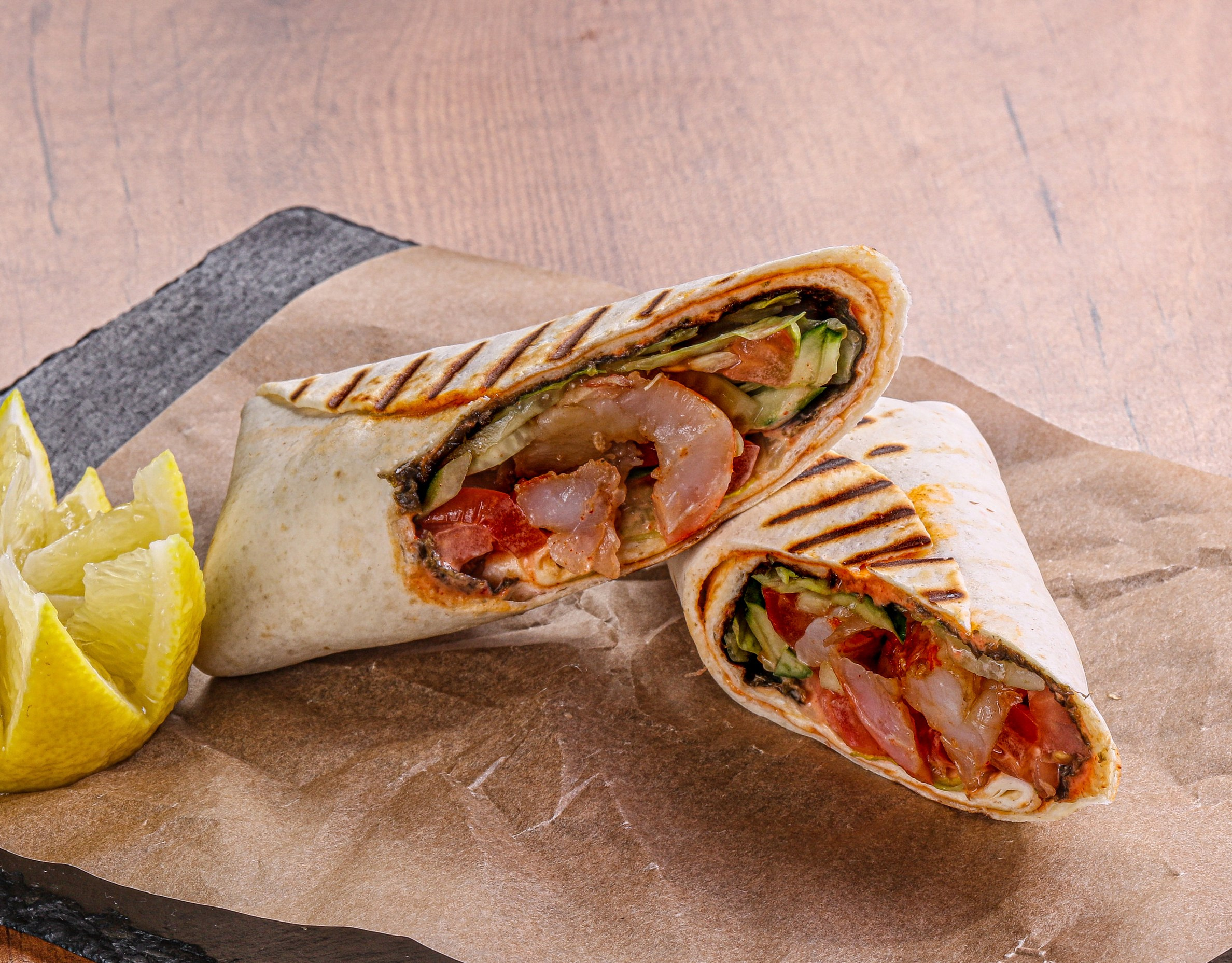 Фотосъемка бургеров и гамбургеров. Заказ по тел.: +7 (906) 006-90-22. Фуд-фотограф Андрей Старостин — съемка еды в Москве. 9000 руб. в час