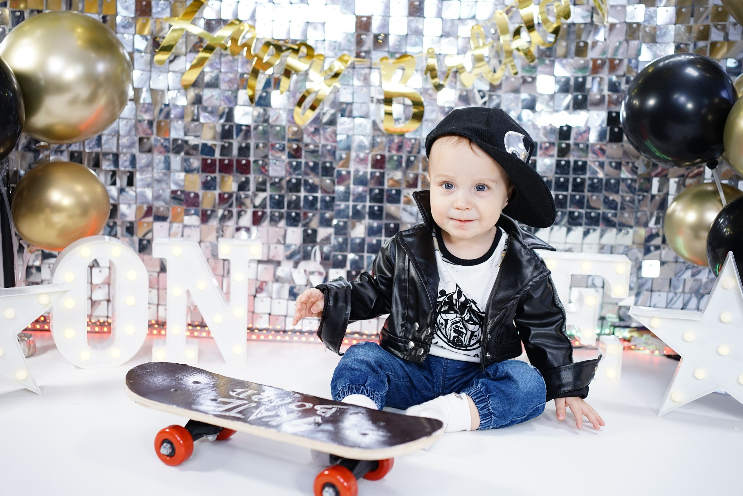 Фотосессия на Годик для Мальчиков. Детская Фотостудия ГОДОВАСИКИ в Санкт-Петербурге фотосесия на годик