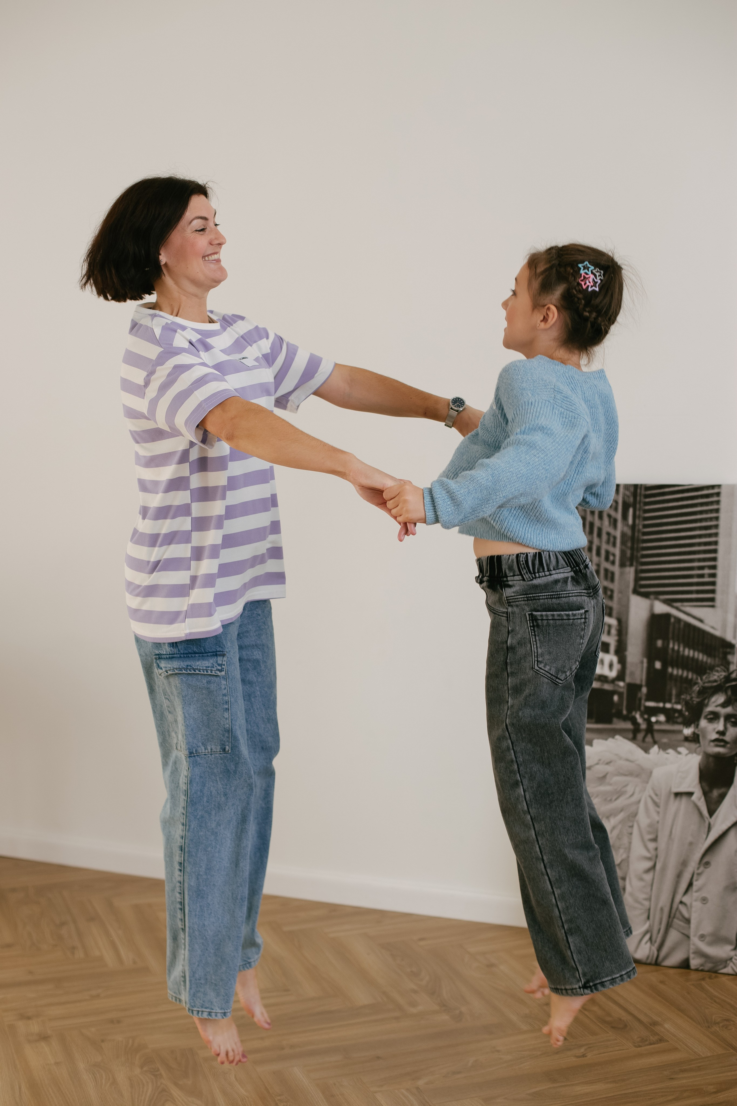 Мама и дочь. Главная