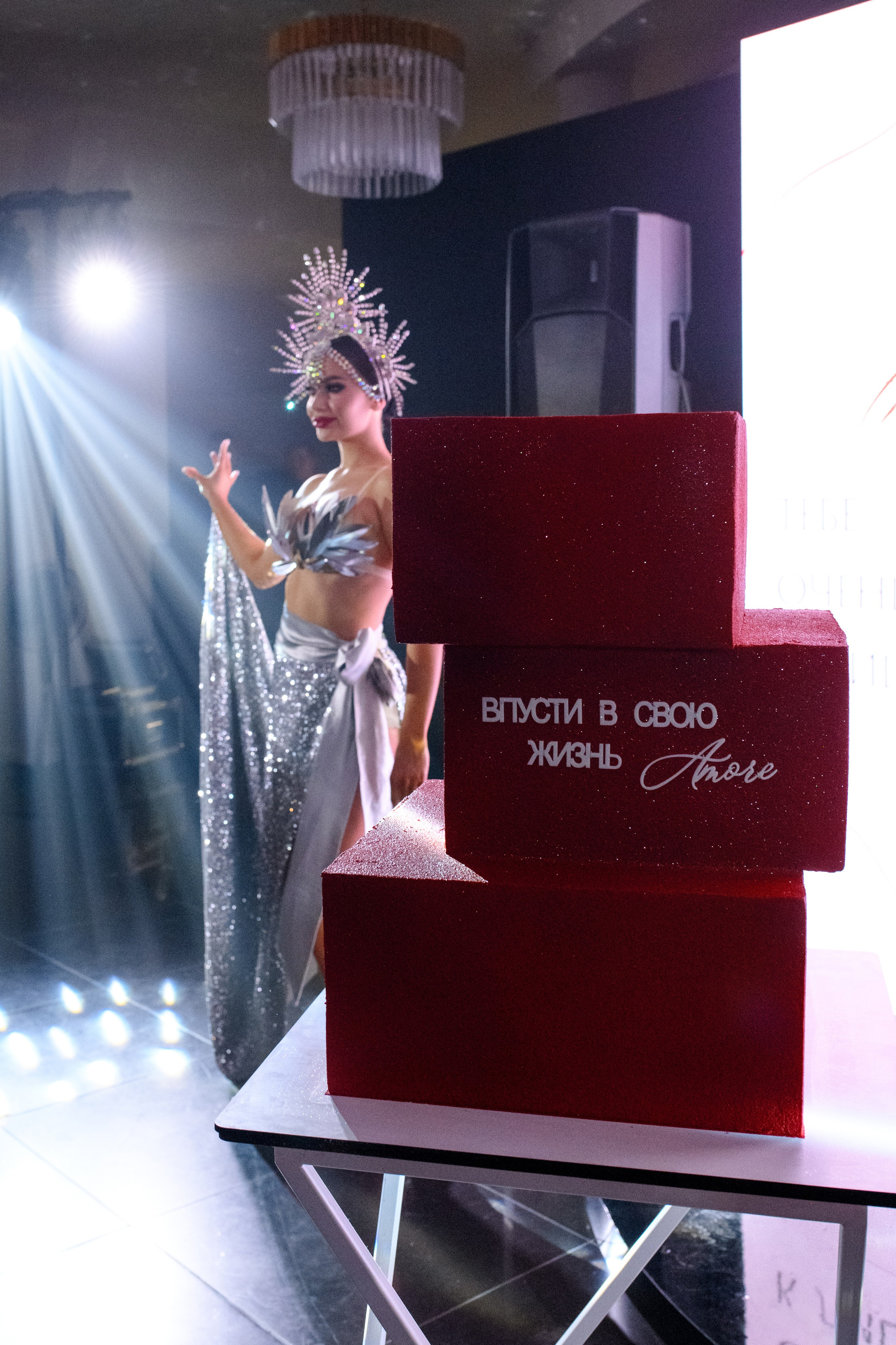 MORE AMORE EVENT HALL — BIRTHDAY`25. Свадебный фотограф Екатеринбург/Челябинск — Любовь Волохова