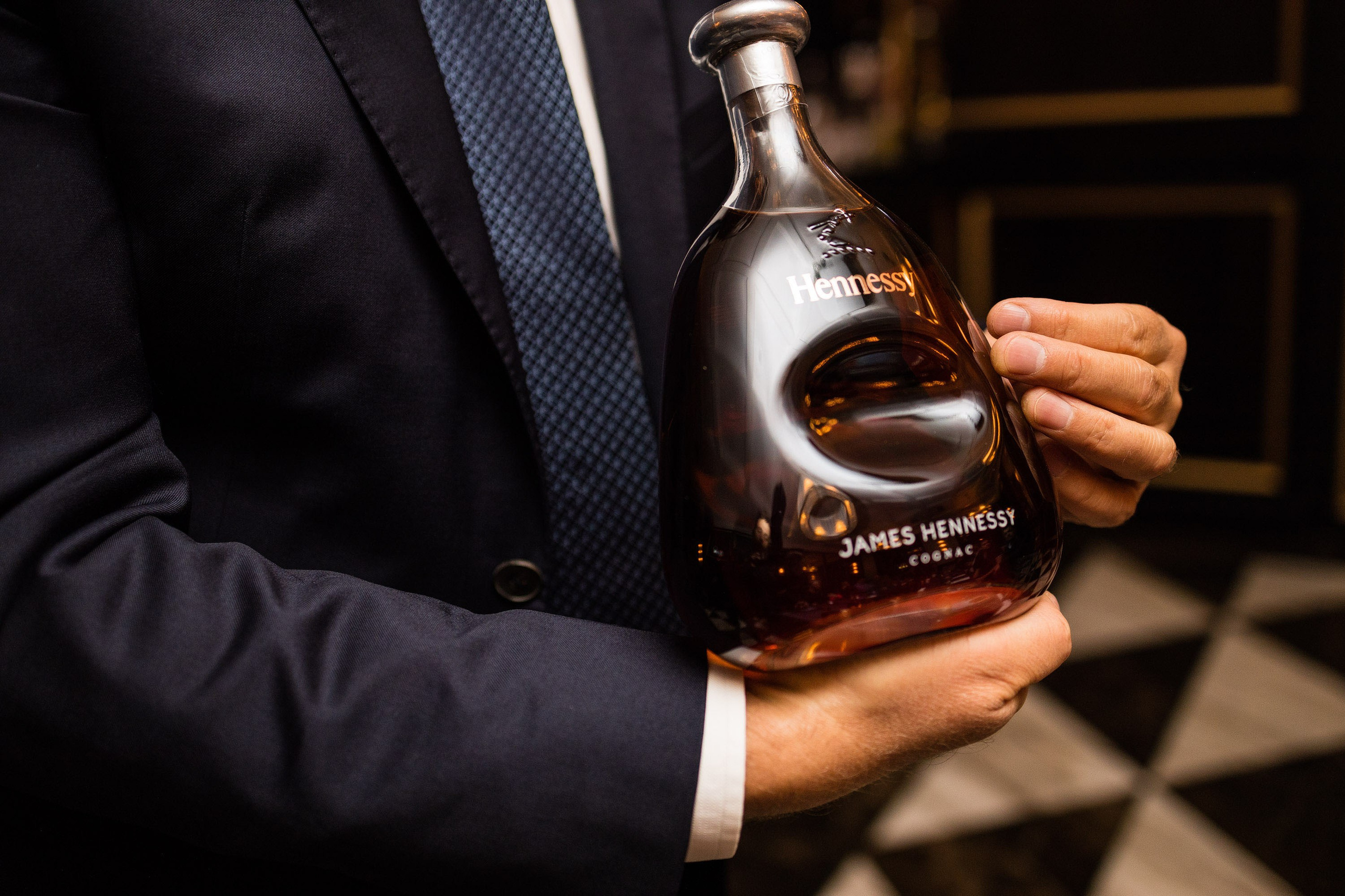 Hennesy Evening. Руслан Плахтеев