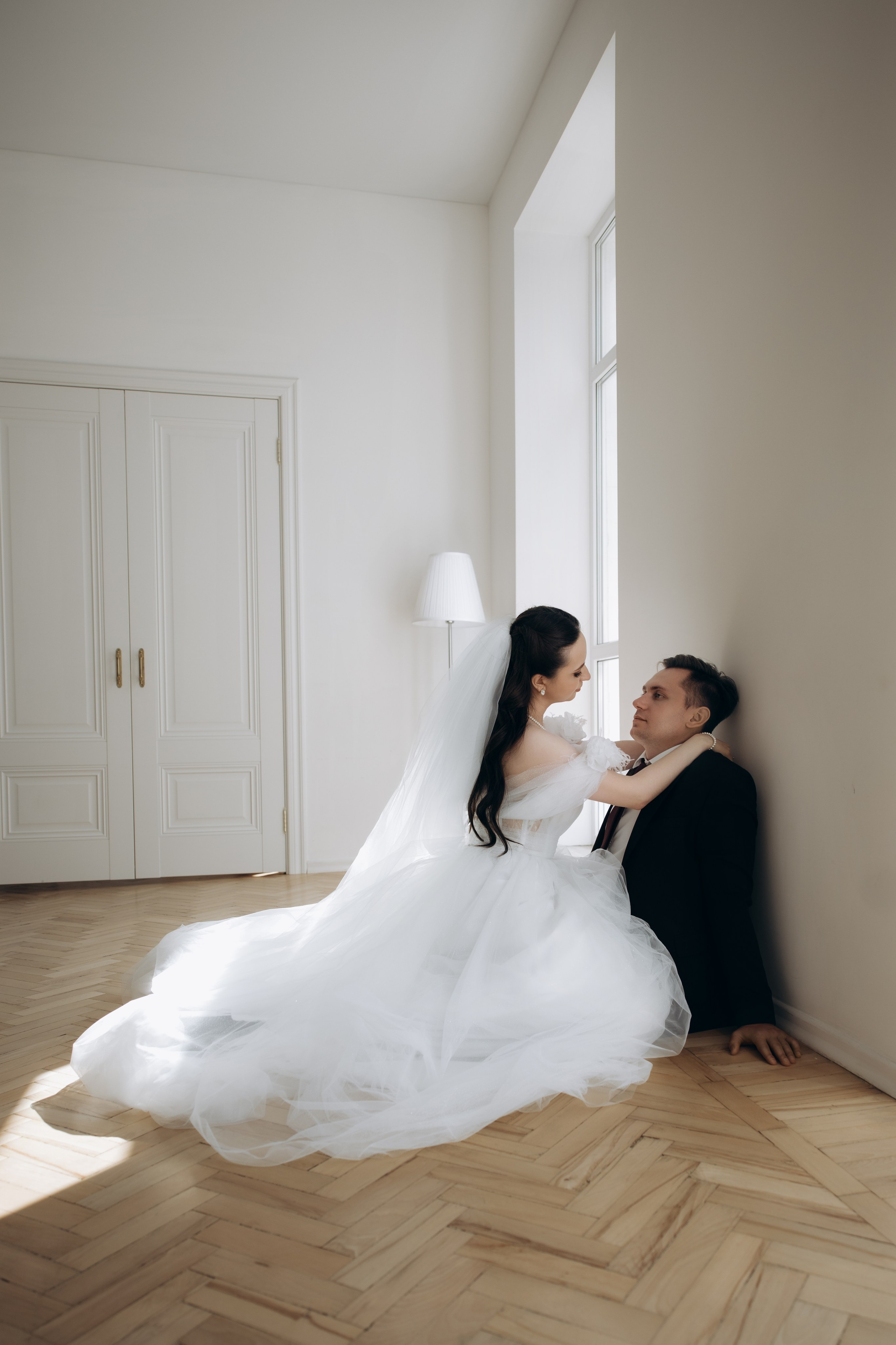 Свадебная фотосъемка в Пензе: Ольга и Владислав в отеле и студии «Перспектива»