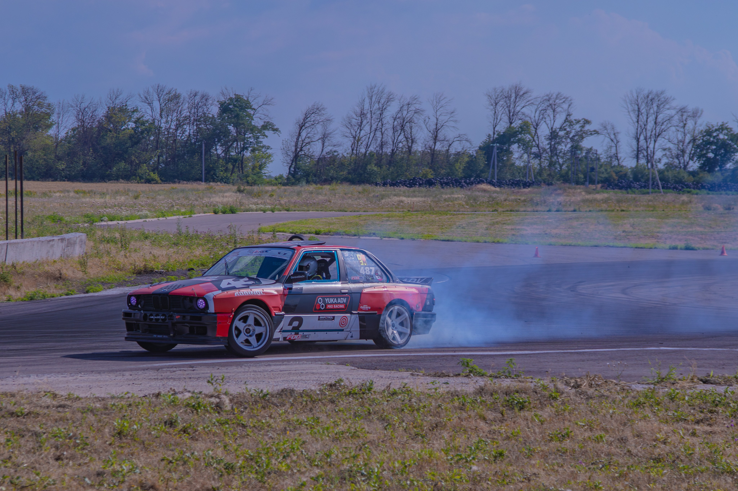 Фотосъёмка профессионального дрифта в Ростов-на-Дону. Портретный фотограф в Ростове-на-Дону Антон Казарин