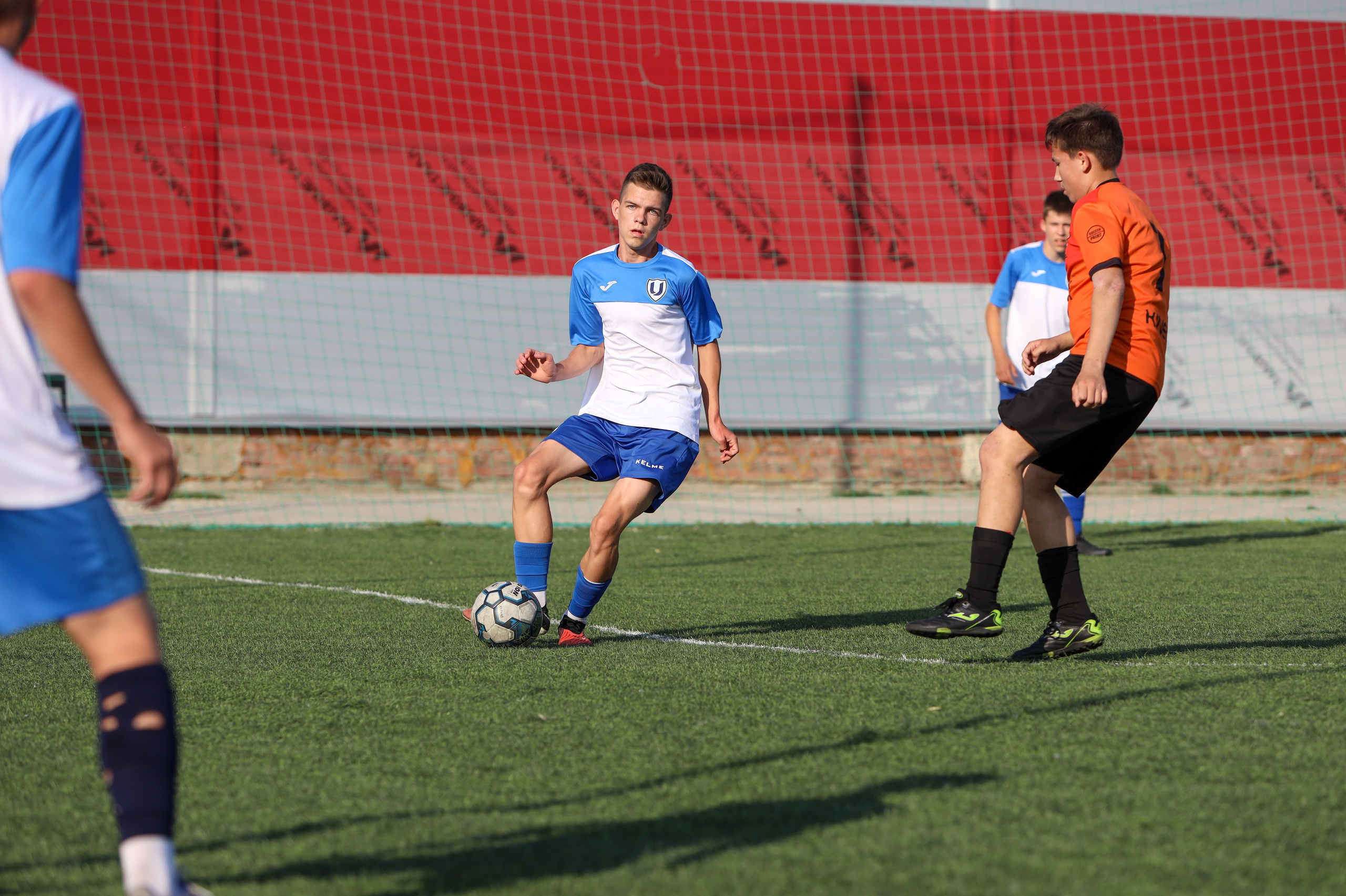 Кинель — Виктория Унион. Чемпионат СФПЛ. Молодежная футбольная лига U-15. Спортивный фотограф в Самаре