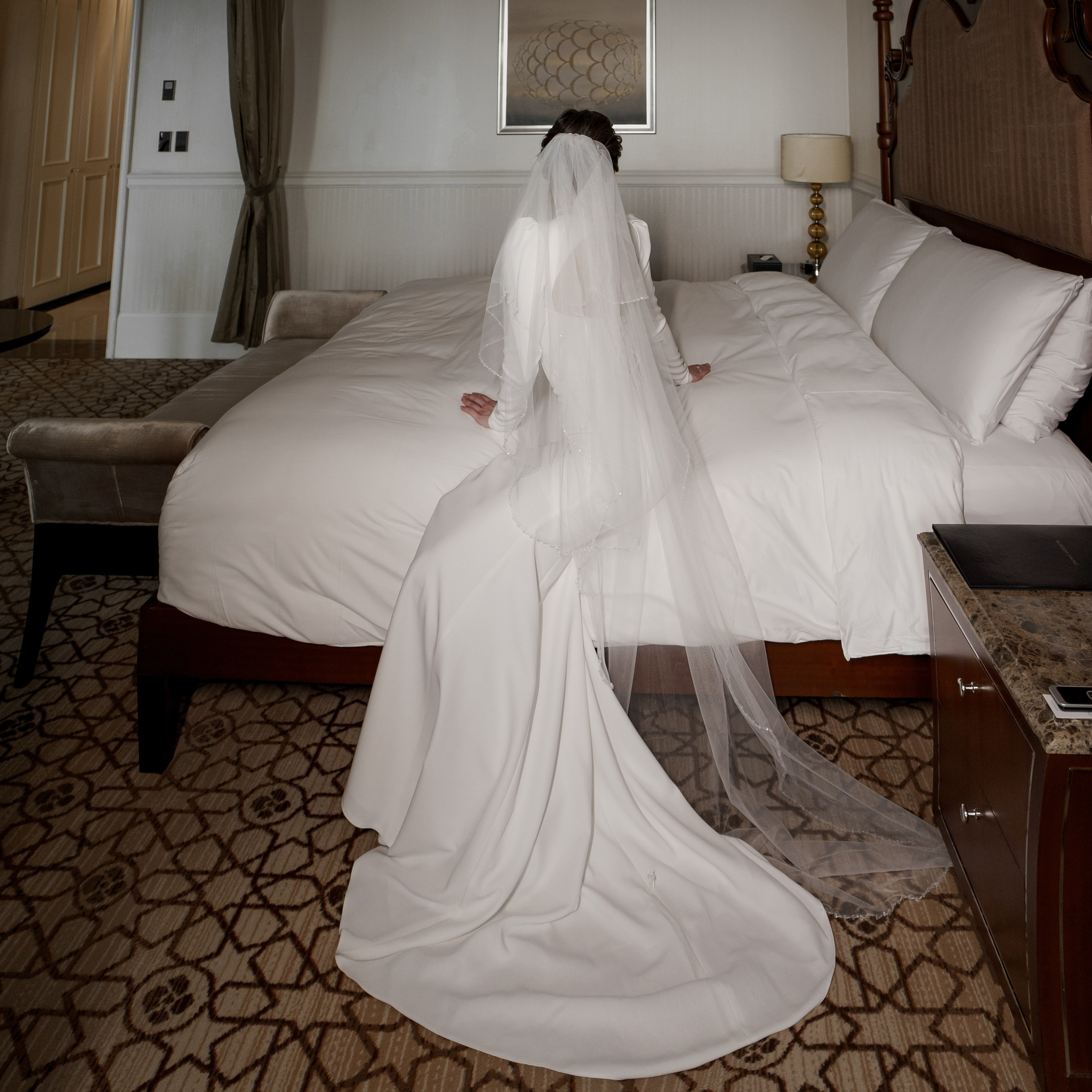 Фотосессия свадьбы в Lotte Plaza. Свадебный и семейный фотограф в Москве Светлана Зоткина