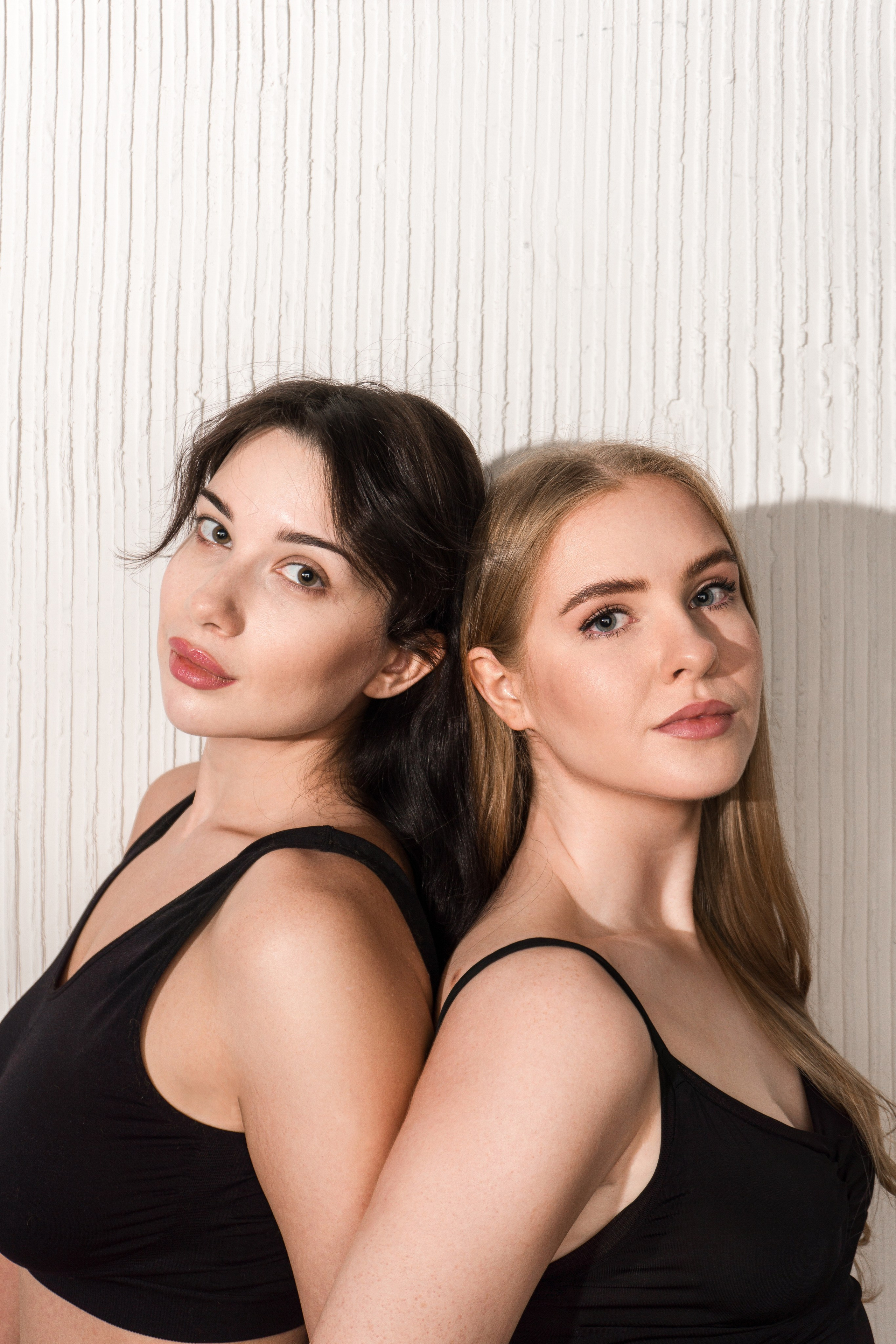 Side by side. Фотограф