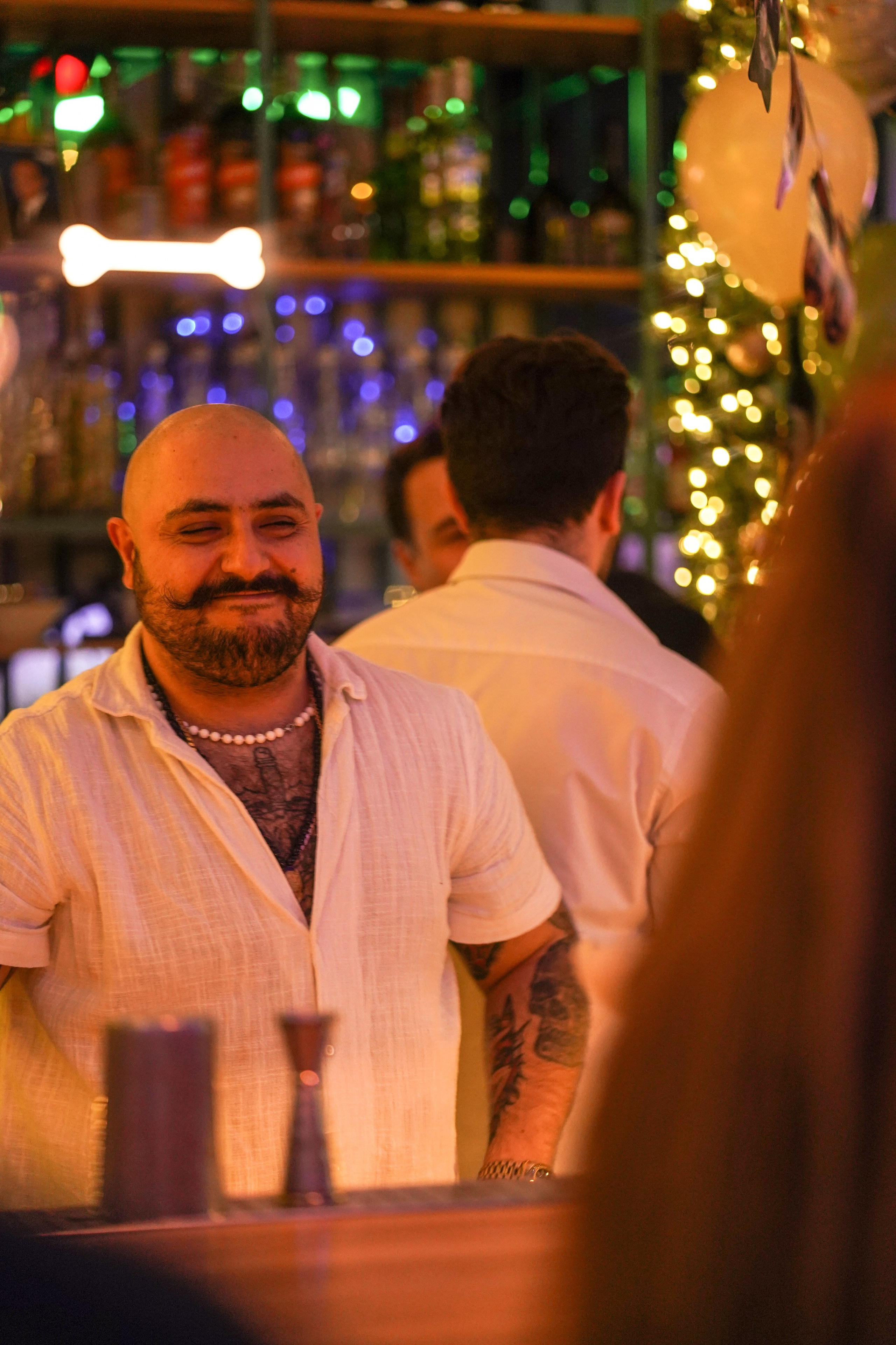 Бар Собаки в тумане. Фотограф