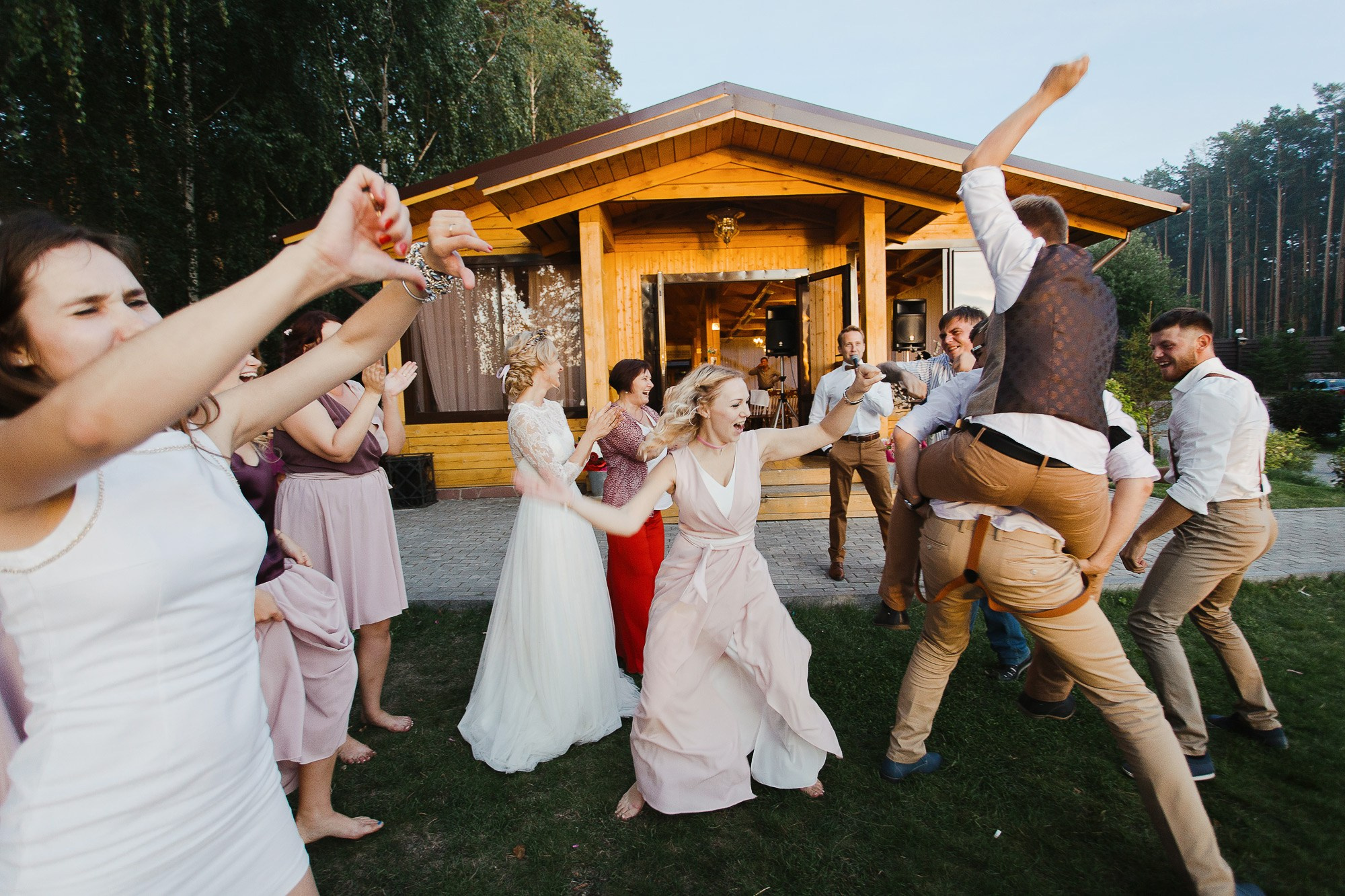 Чувства под небом. Портретный и свадебный фотограф в Екатеринбурге Владимир ЛузинЛузин