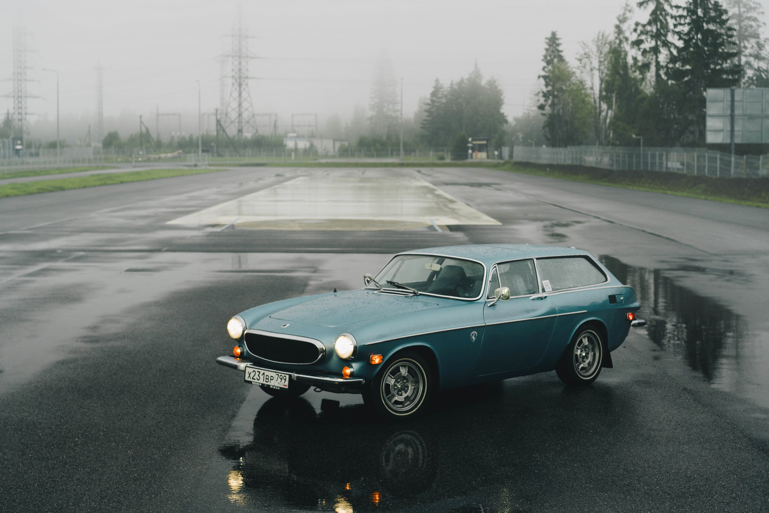 Volvo P1800ES. Автомобильный фотограф Антон Цырулев