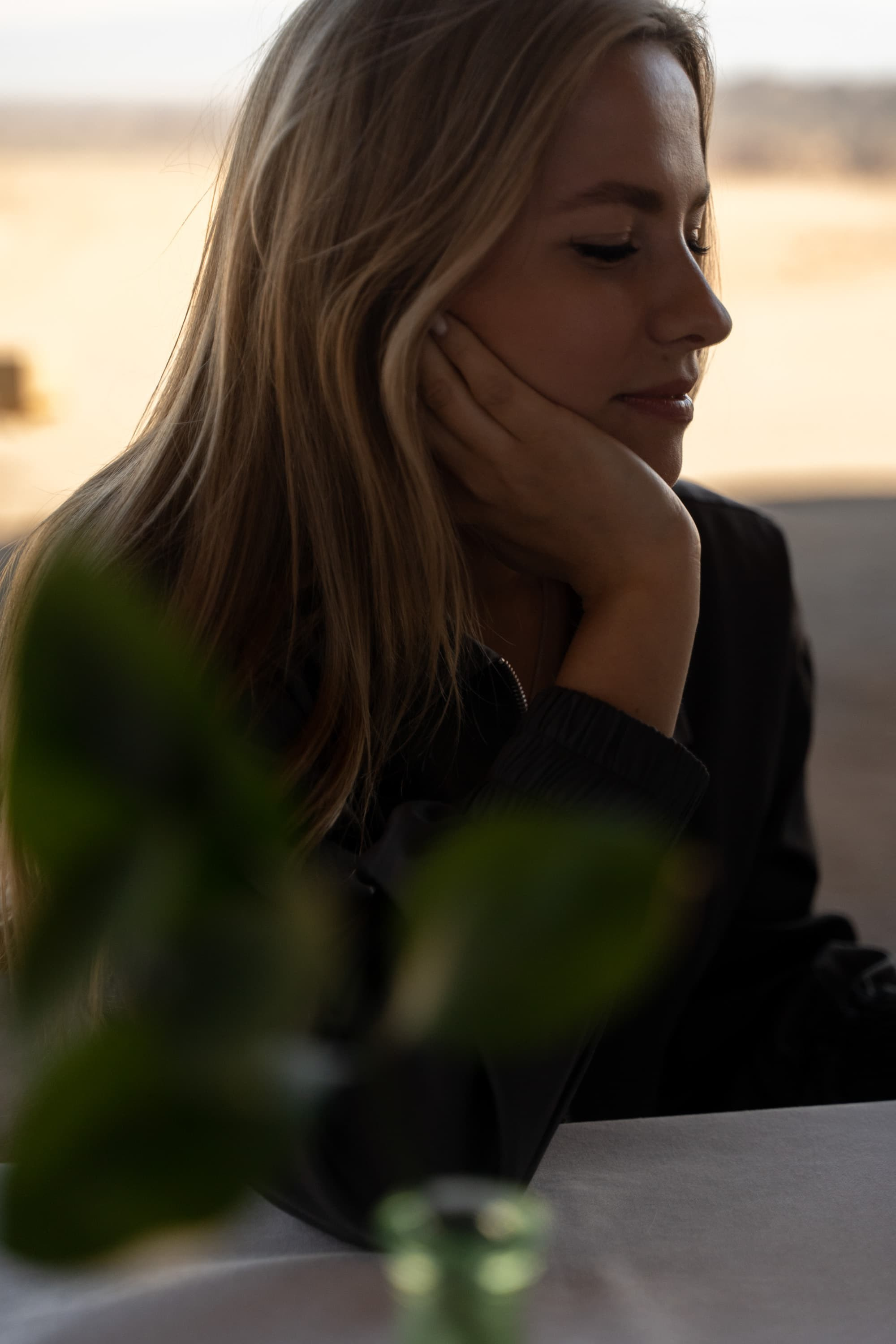 Портрет. Фотостудия в Атырау | Фотограф атырау, Видео, Дрон, съемка в атырау Контент для Бизнеса»