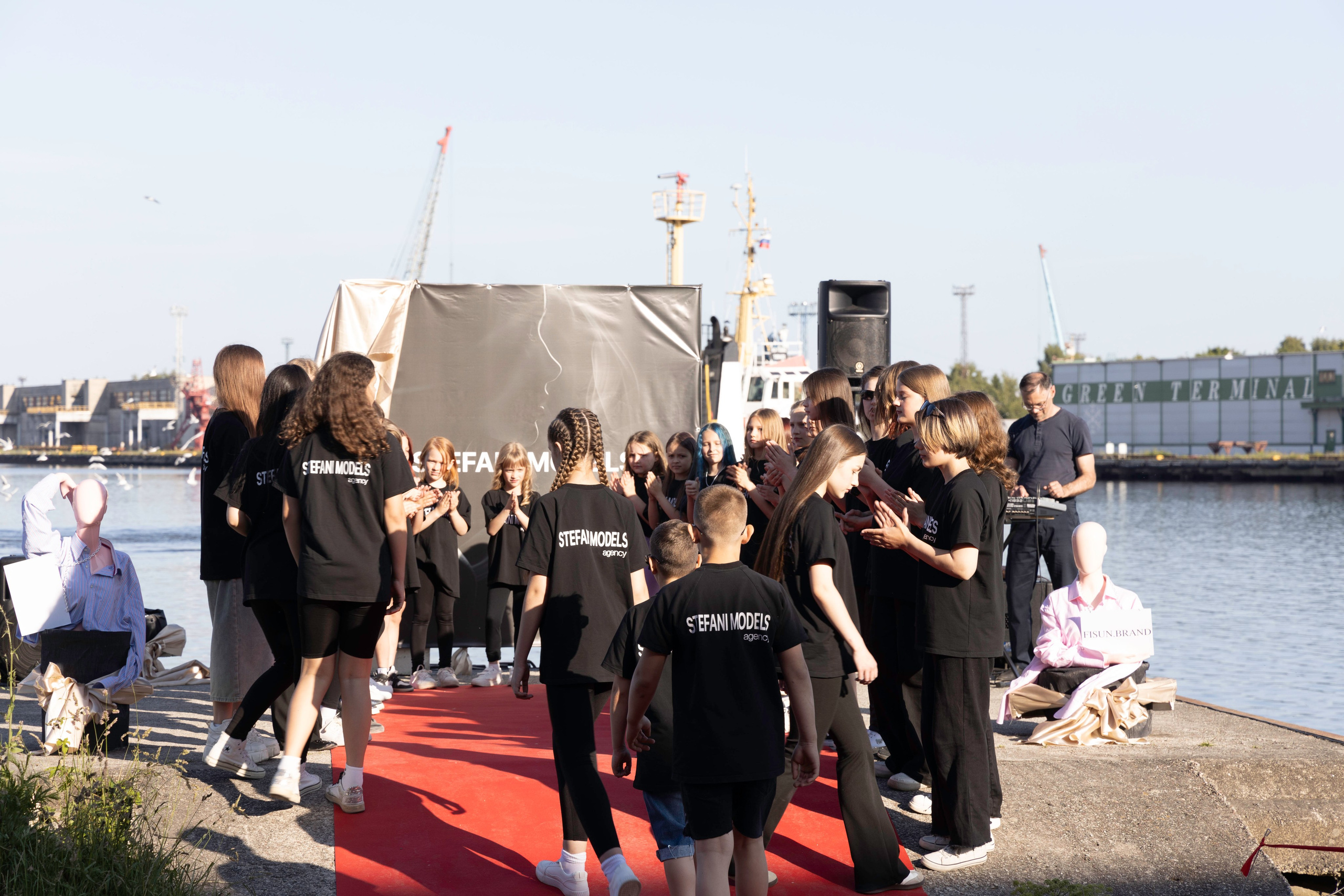 Открытие «FISUN | MIRAM Brand». Olya Posnimay