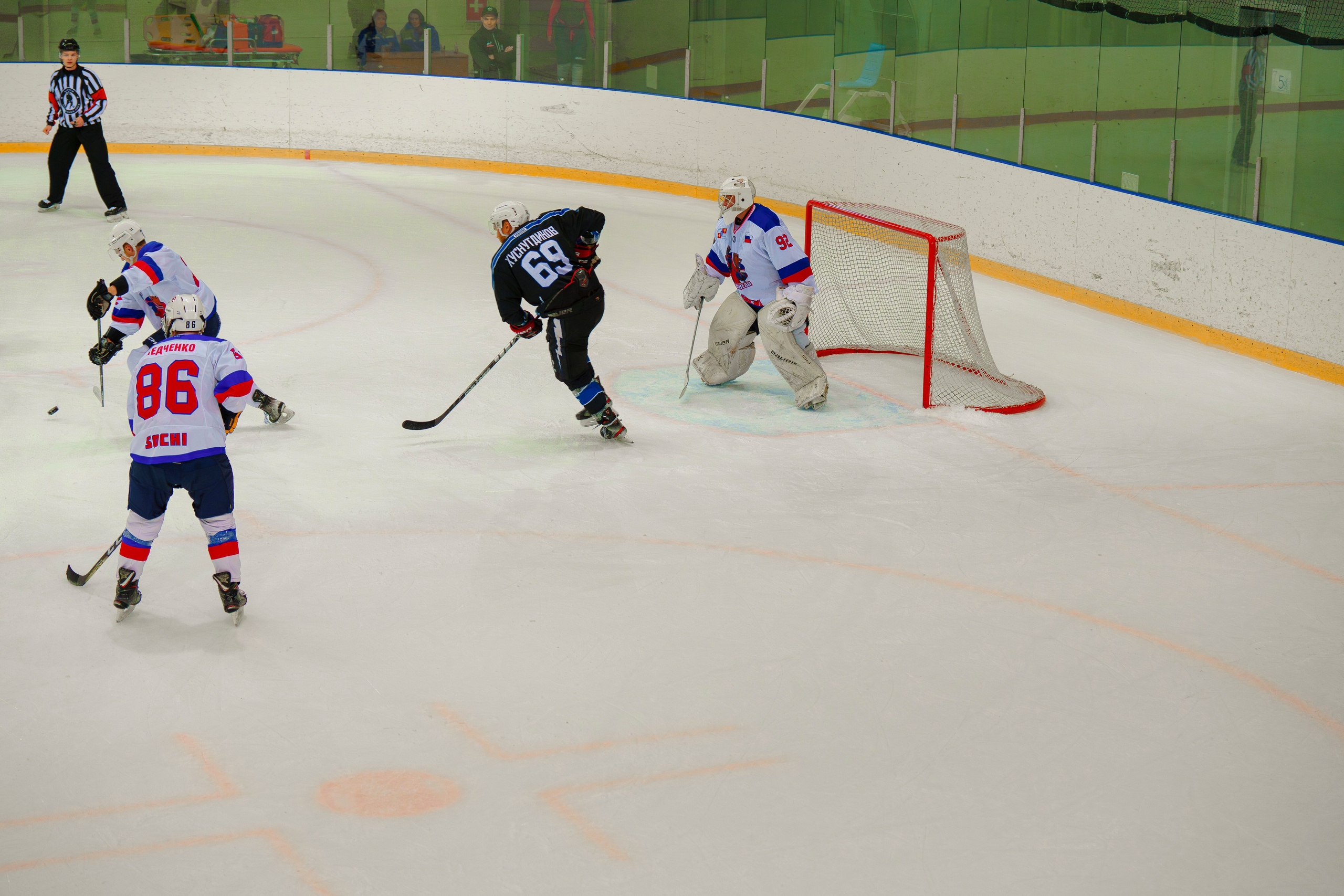 Фотосъемка хоккейных матчей в Сочи. Фотограф видеограф Геннадий Янбаев в Сочи, Краснодаре