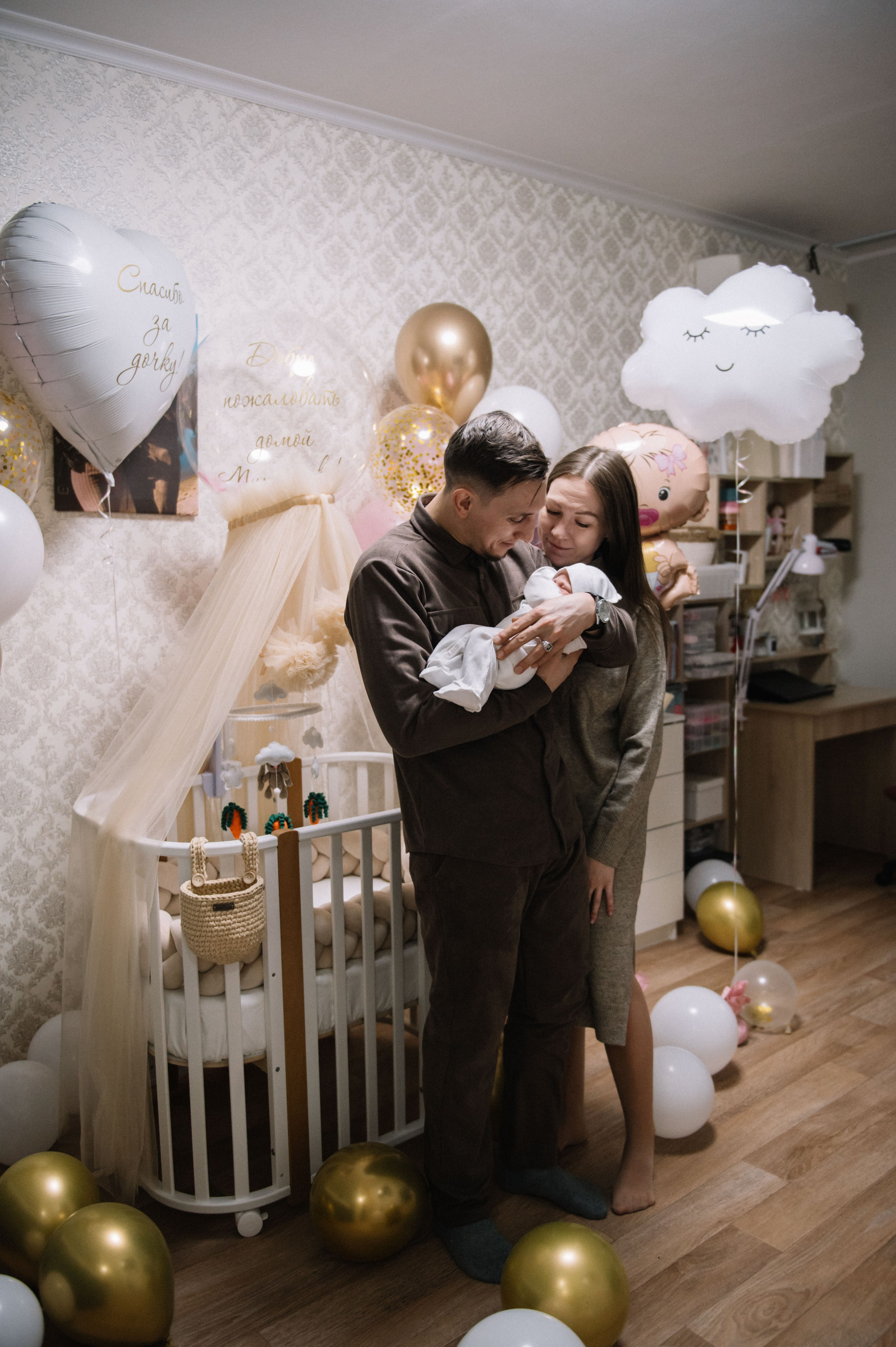 Выписка с роддома Смирновы. Фотограф в Сургуте Светлана Гибадуллина