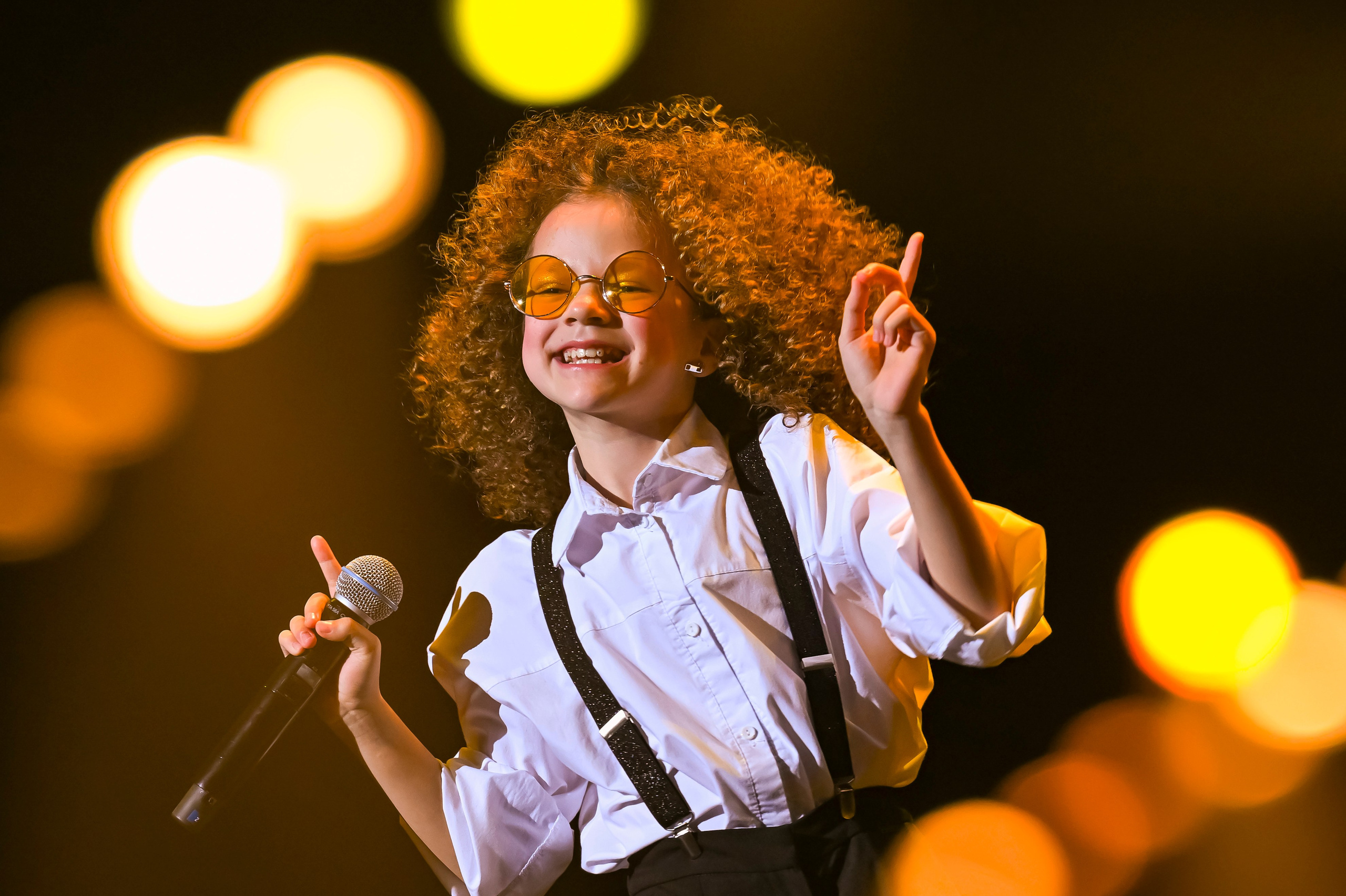 23 апреля, часть 1, БКЗ Октябрьский, г. Санкт-Петербург. Золотое яблочко