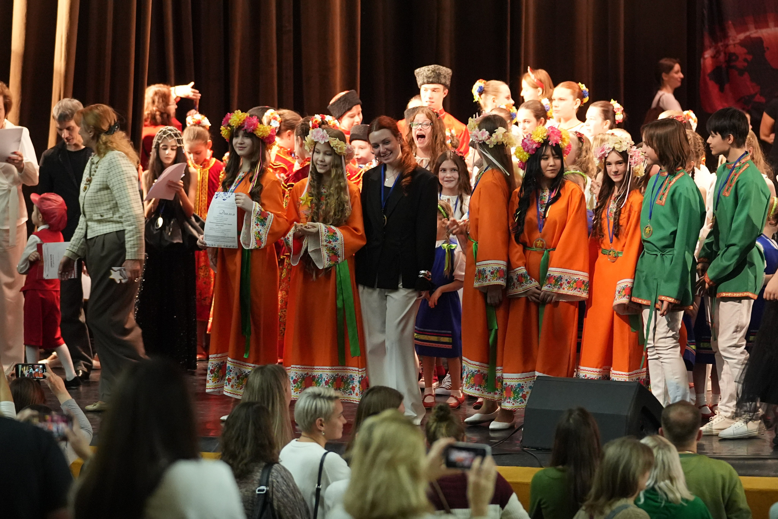 7 декабря, блок 2, г. Москва. Золотое яблочко