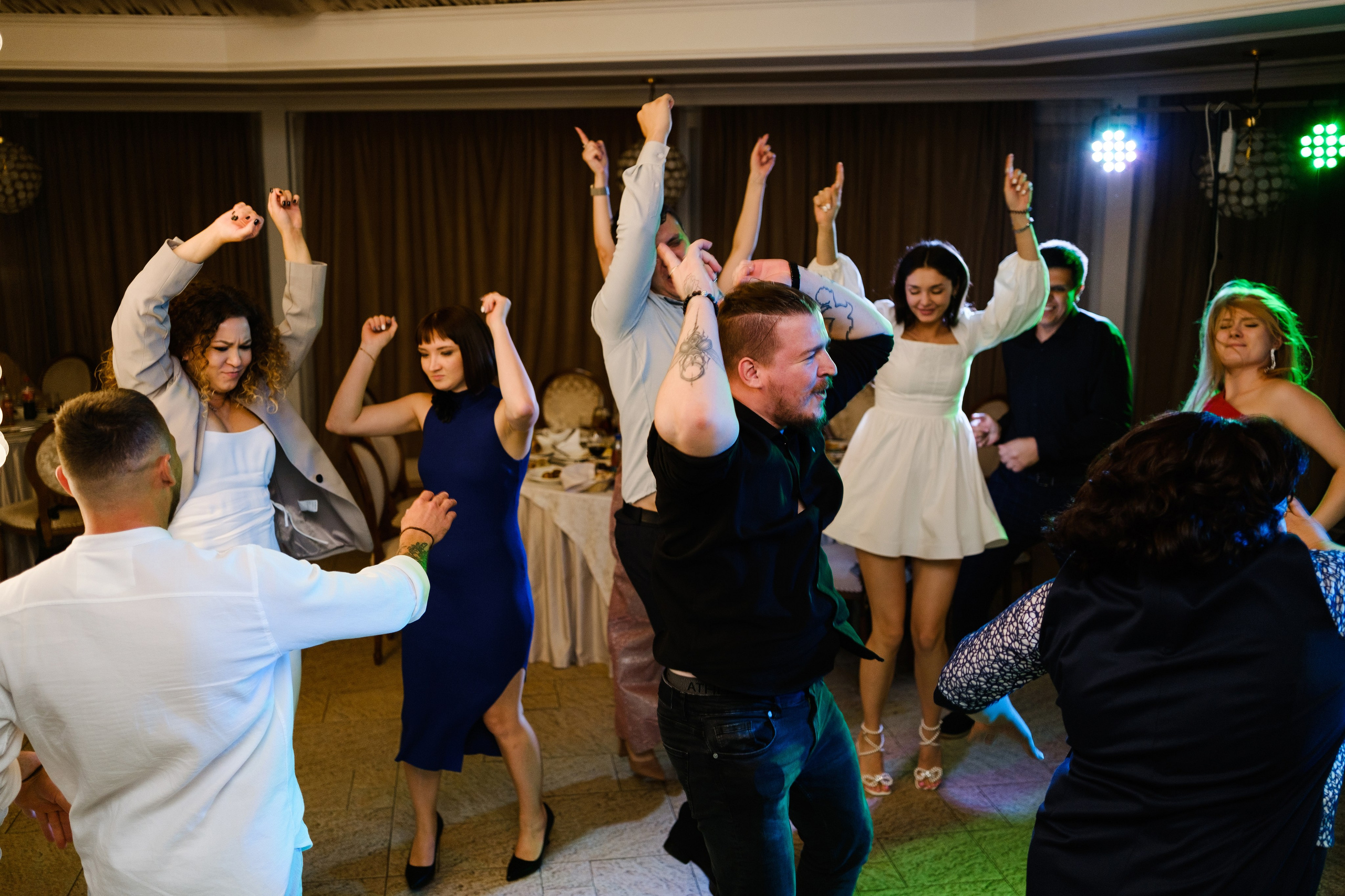 Павел и Надежда. Свадебный фотограф | репортаж | праздники | крещение