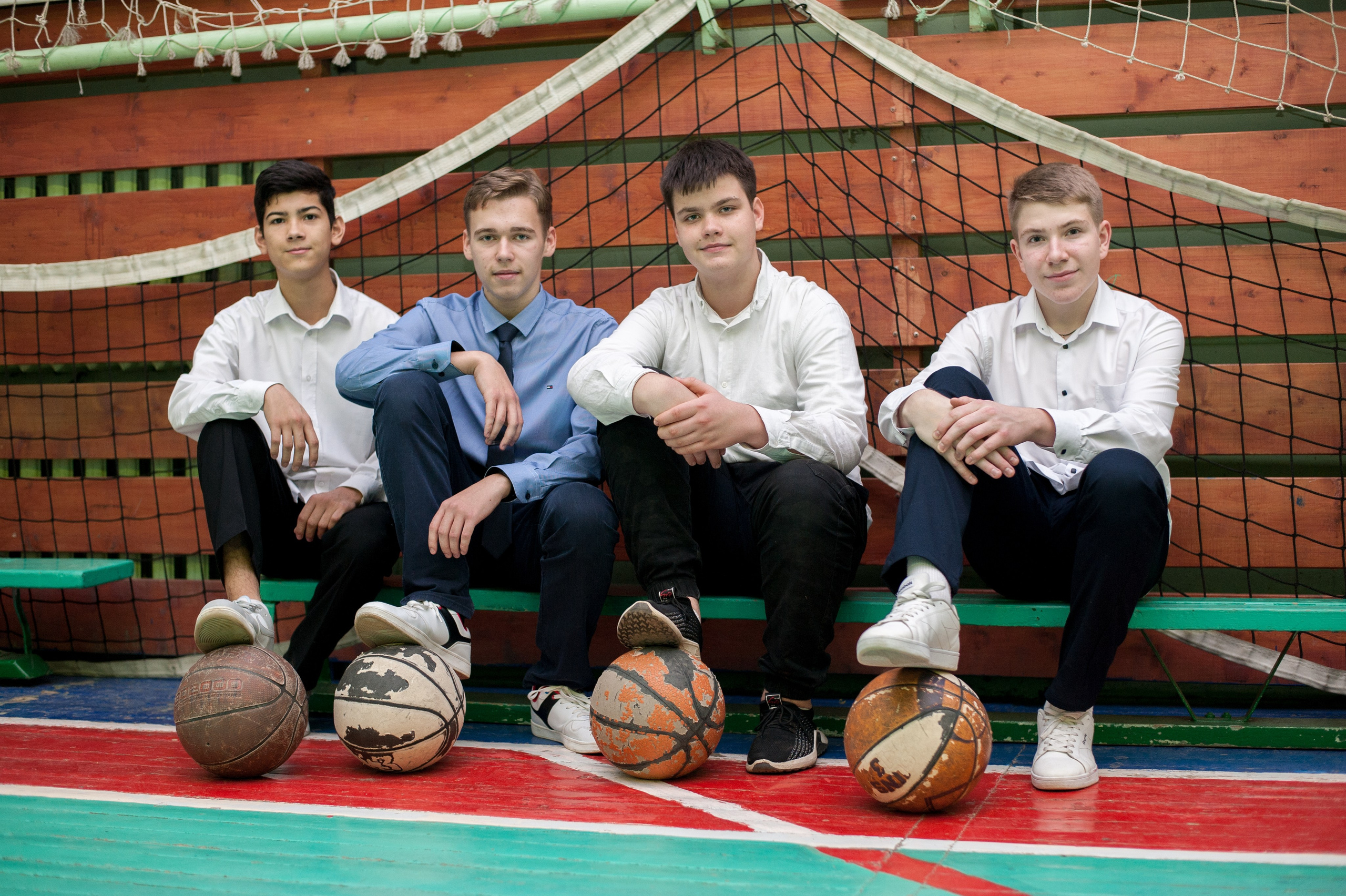 9,11 класс спортзал. Выпускной альбом Чехов, Подольск, Москва