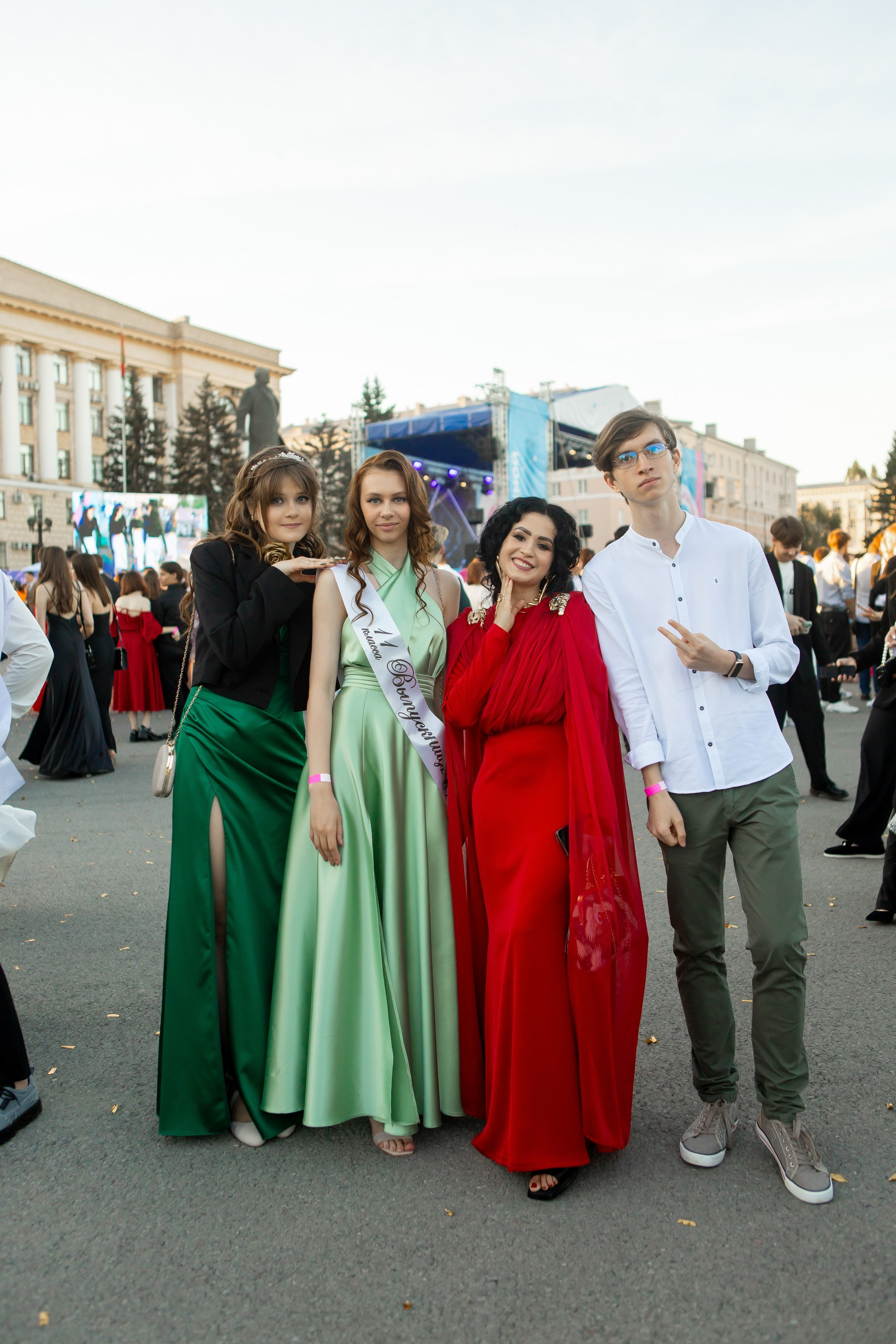 Выпускной Гимназия 12 2024 г. Свадебный и портретный Фотограф в Липецке Дмитрий Котюков