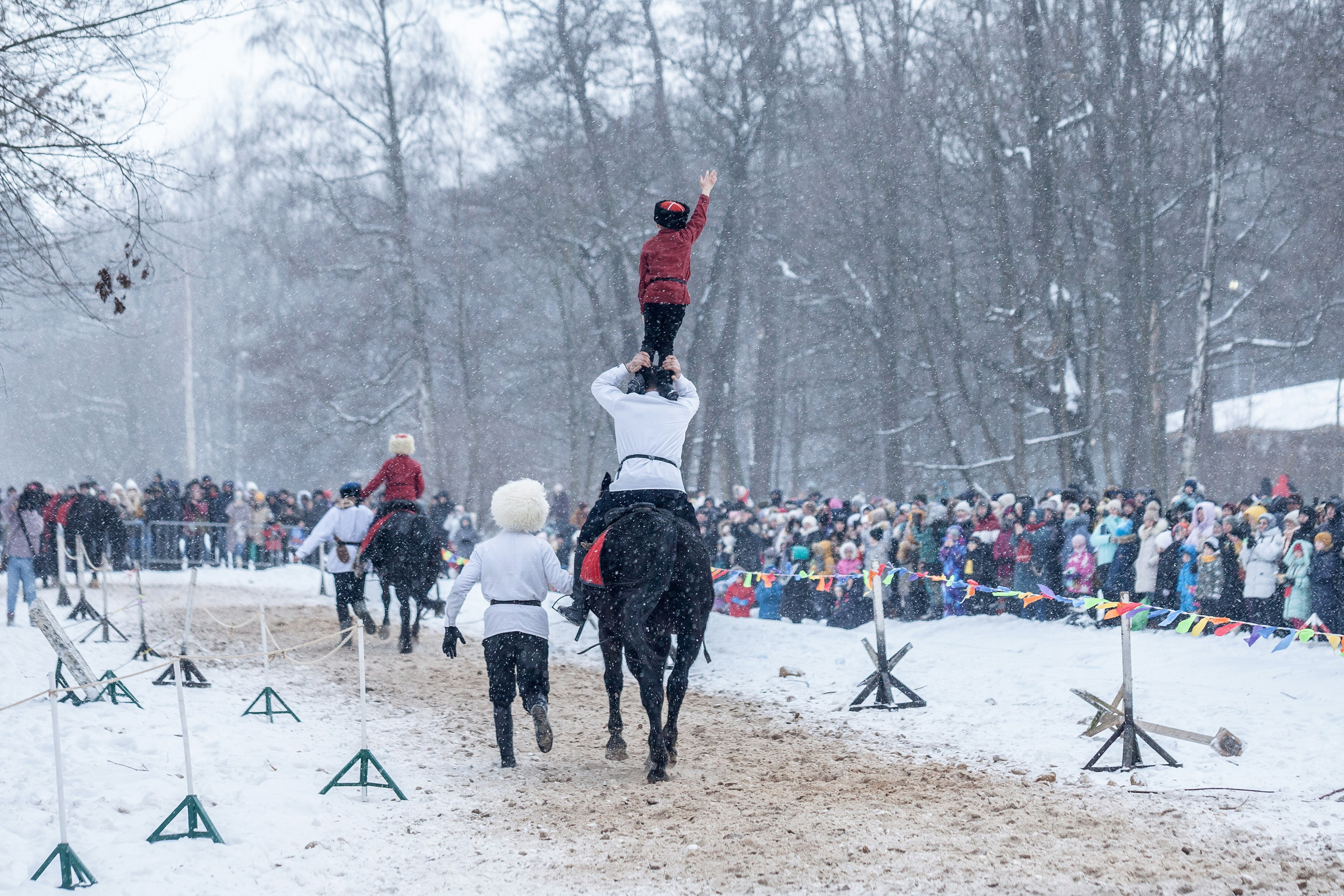 Масленичные гуляния на Елагином острове '23. Семейный и предметный фотограф Мария Львова Санкт-Петербург flitphoto