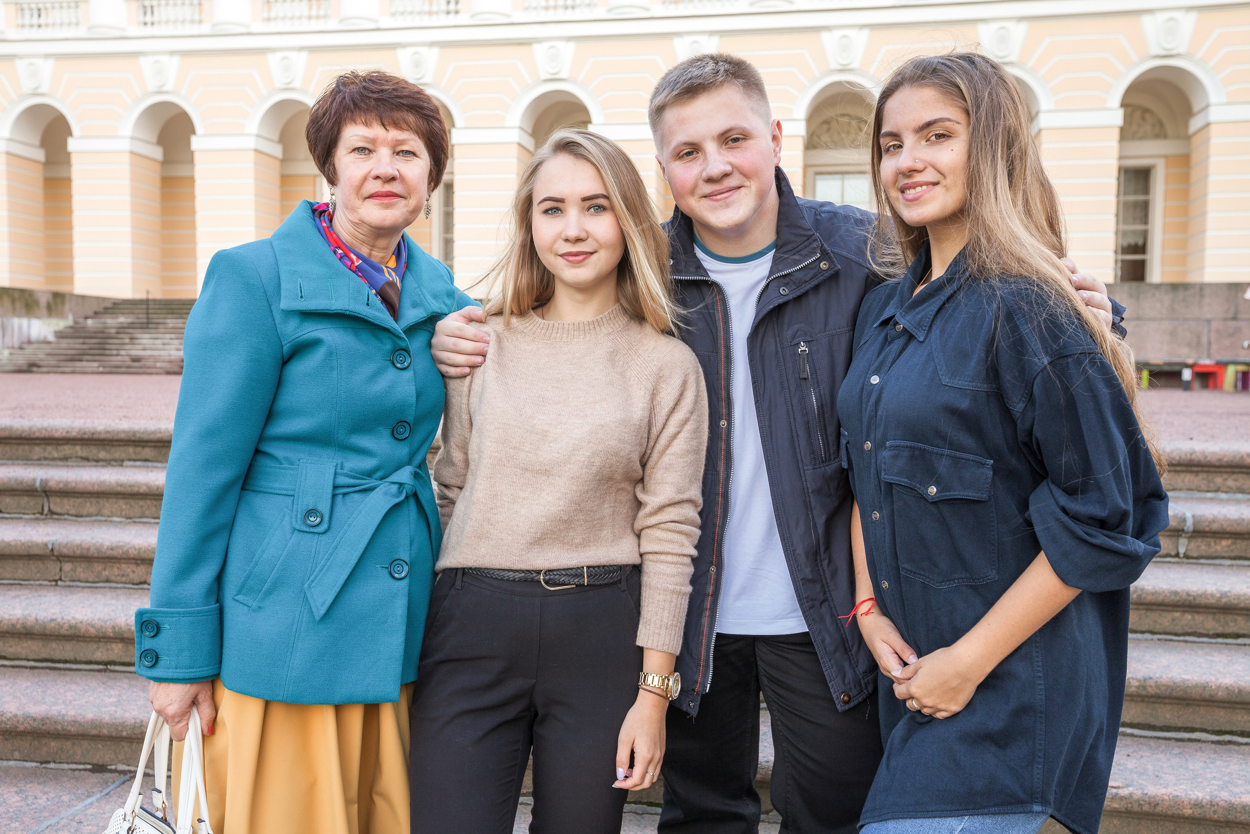 Для школьного альбома. Семейный и предметный фотограф Мария Львова Санкт-Петербург flitphoto