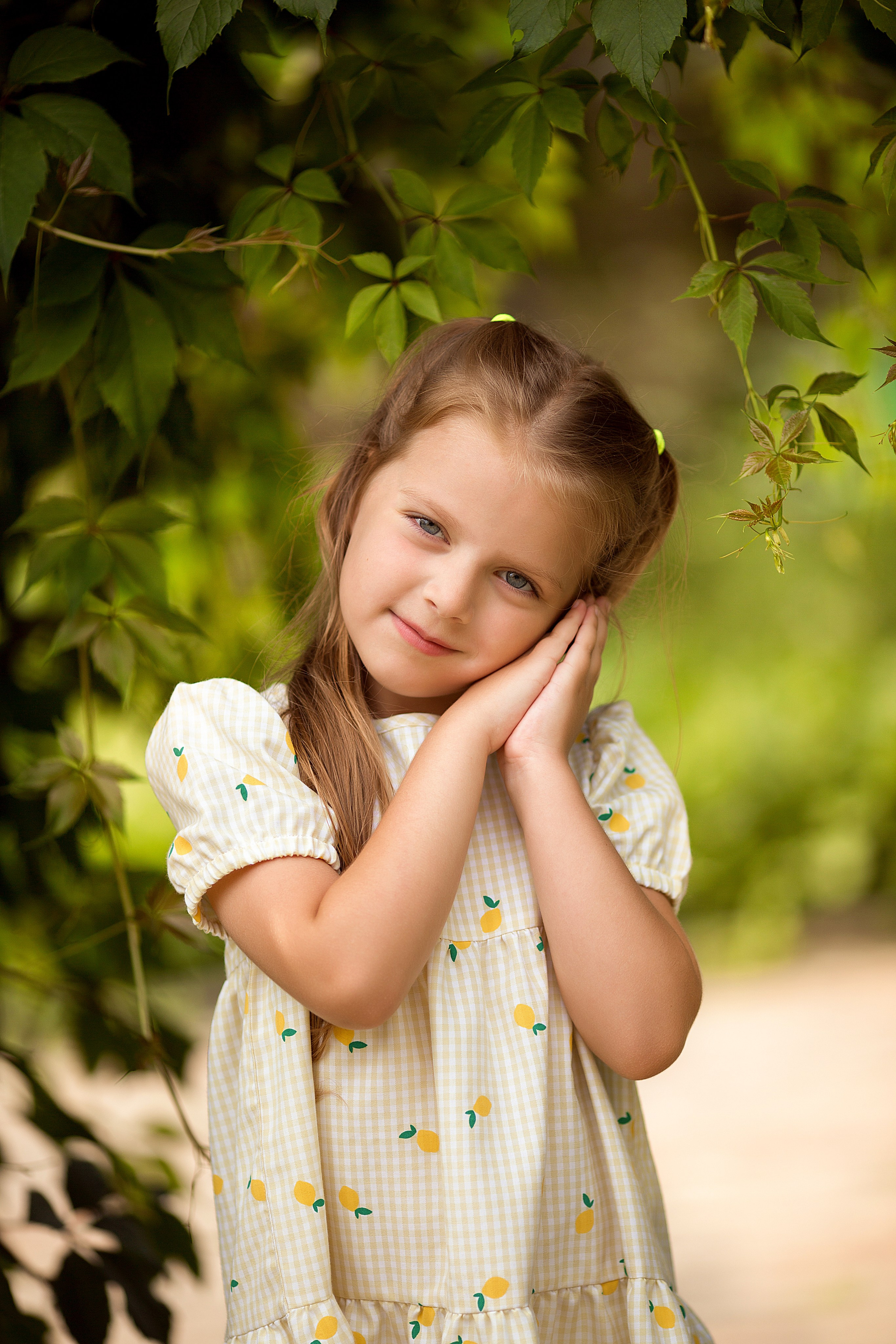 Алексей с Таней и дочки. Людмила Далидович топовый семейный фотограф Находка/Владивосток