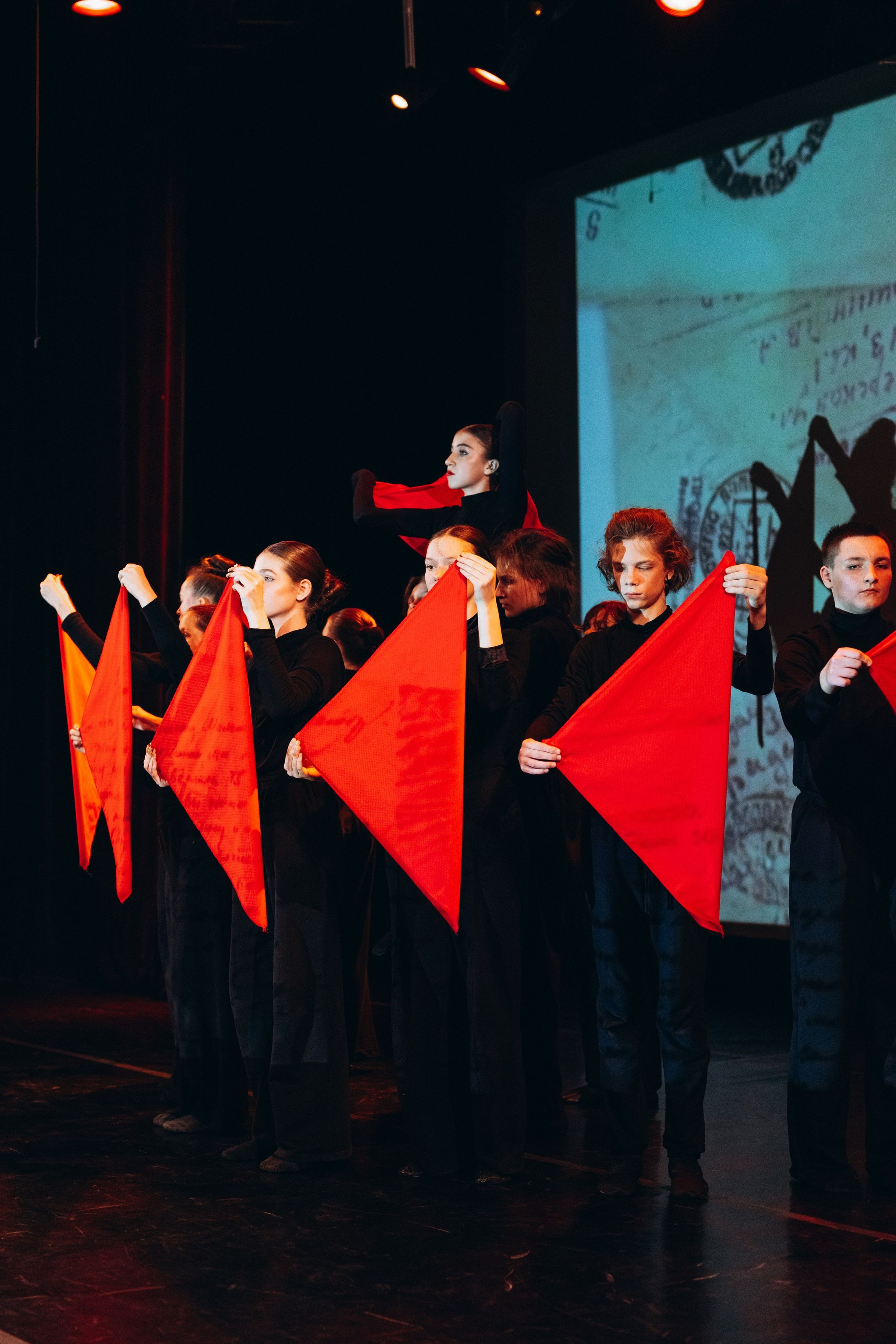 Сцена. Фотограф Людмила Оюн