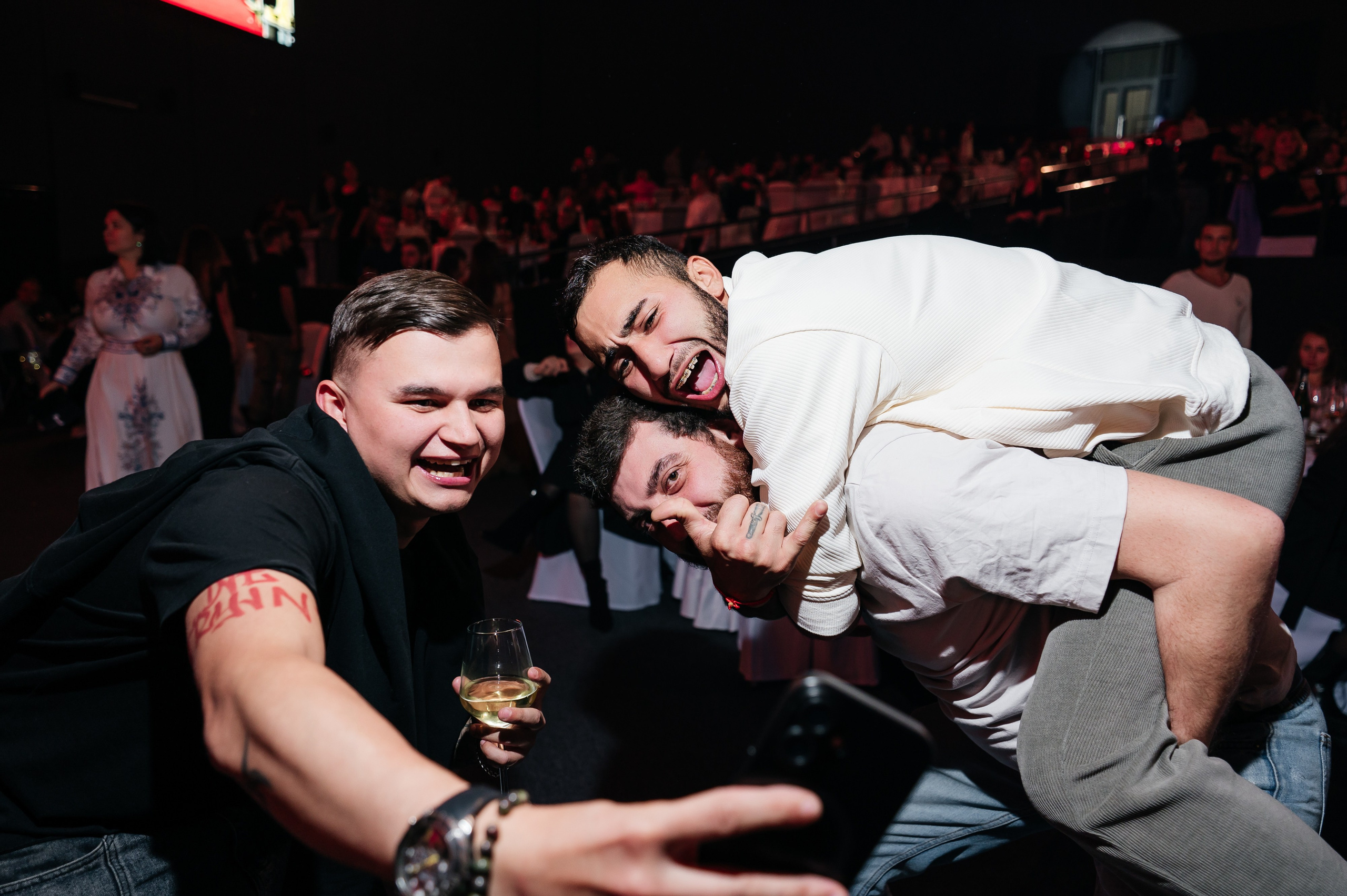 Роза Хутор корпоратив 2025. Фотограф Илья Бызов, Свадебный и репортажный фотограф Сочи