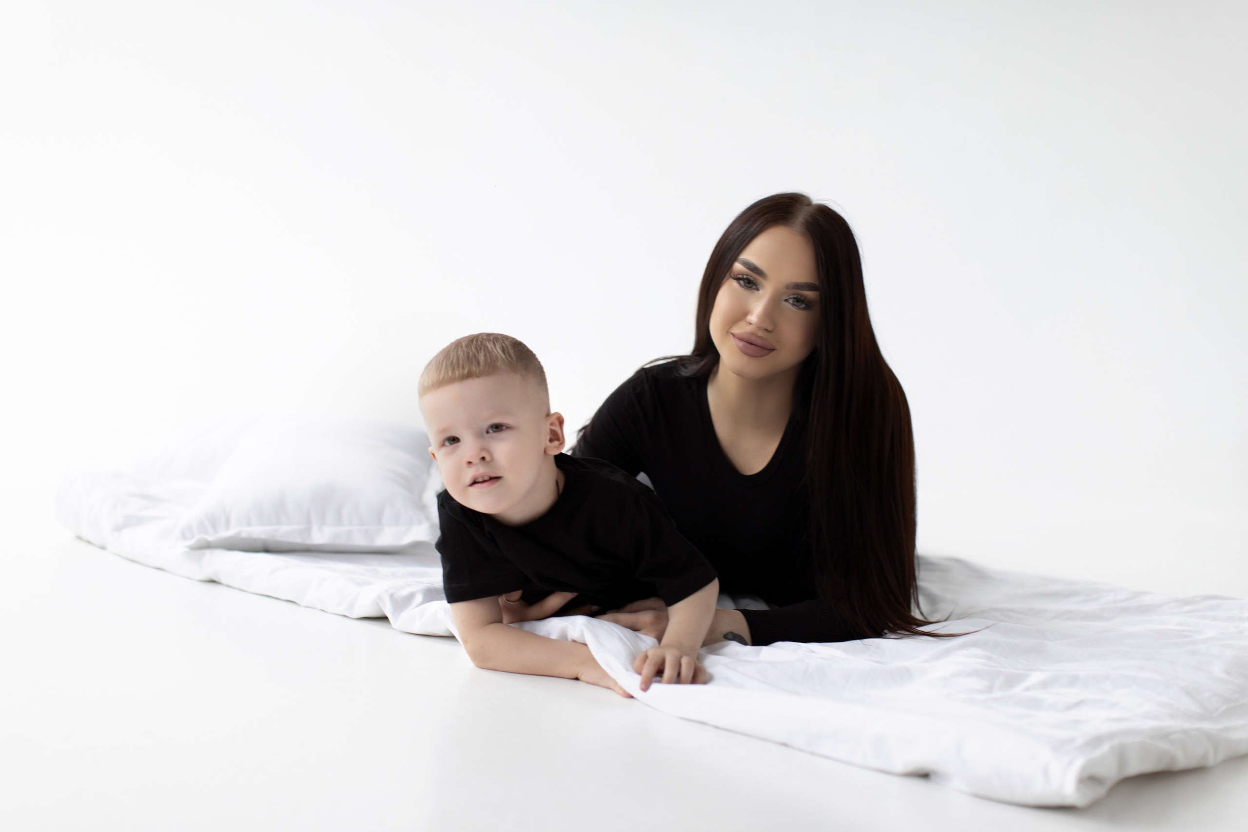 Мама и сыночек. Фотограф Лиана Артемова в Пензе