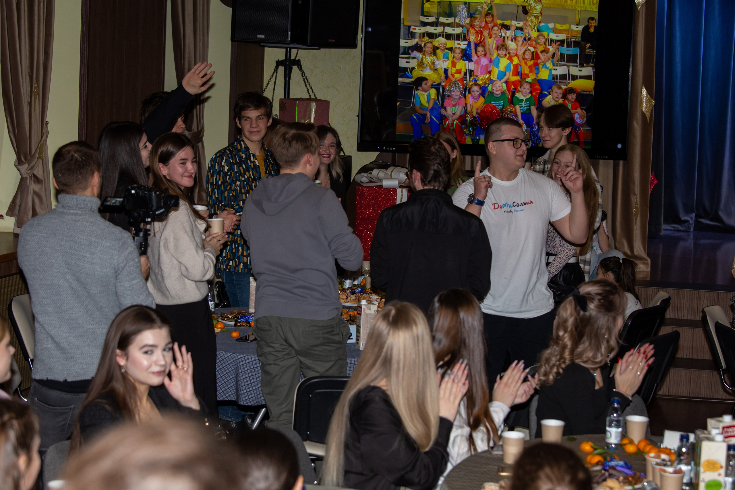 Репортажная съёмка для Домисольки на новый год. «Студия DRONAVT`s» — видеосъёмка и фотография г. Москва