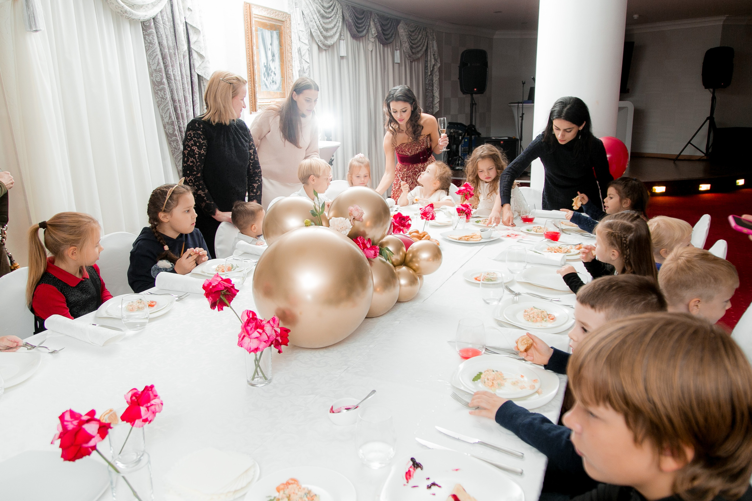 Фотосъемка детского Дня рождения Анечки. Репортажный фотограф Борис Геер