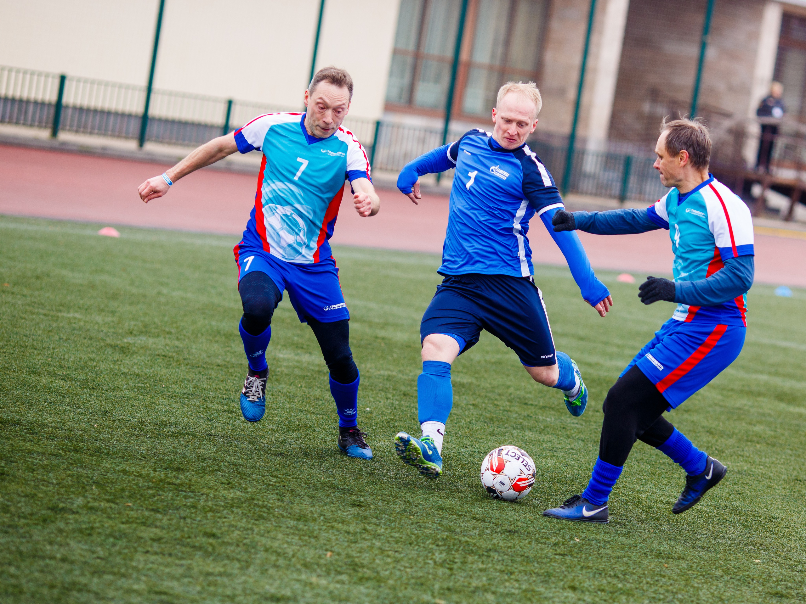 Футбольный турнир Газпром Энергохолдинг. Репортажный фотограф Борис Геер