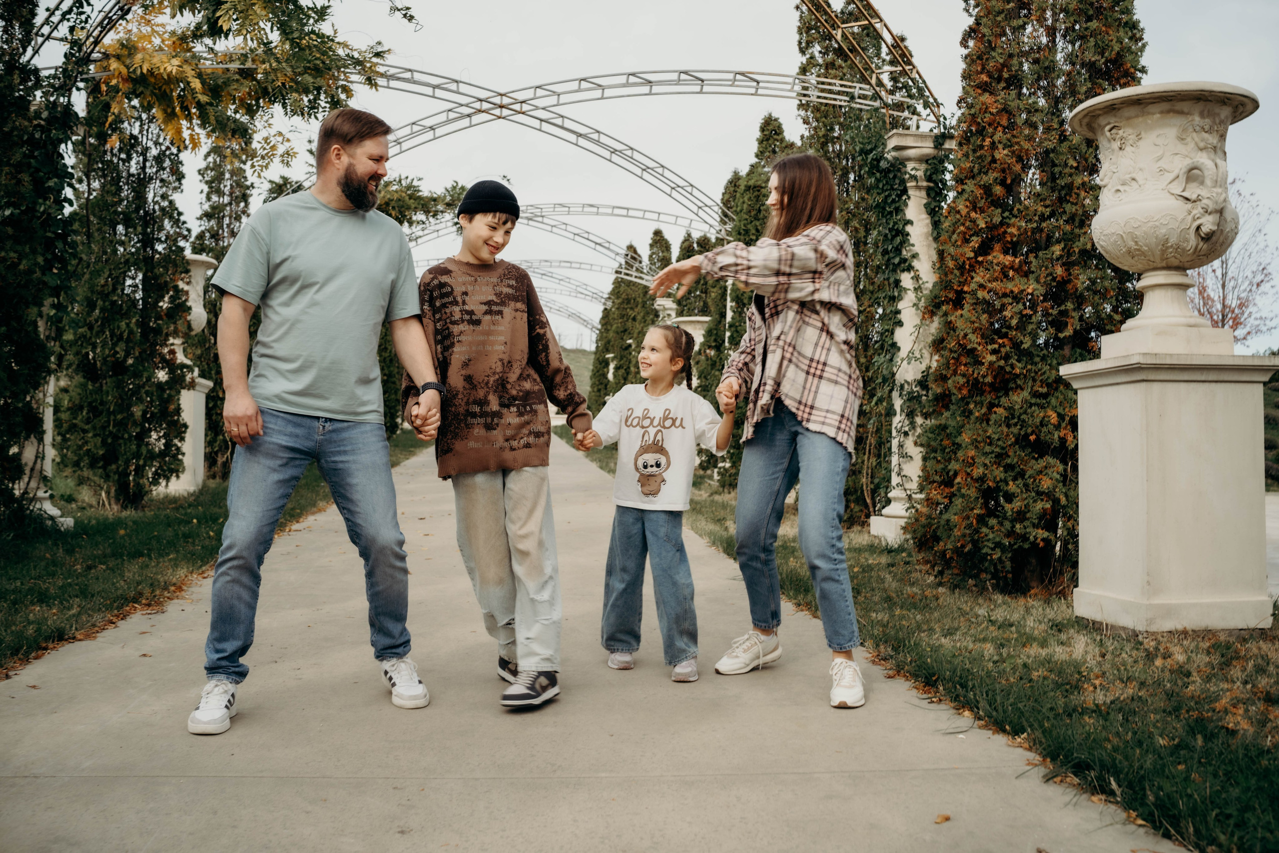 Контакты. Портретный фотограф в Новороссийске Алексей Тюлин