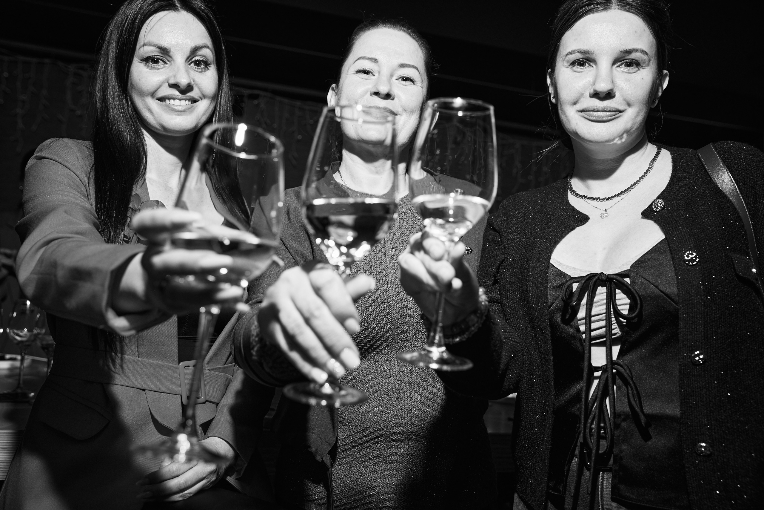 Иммерсивный спектакль в Винном клубе CHATEAU TAMAGNE 21.05. Свадебный репортажный фотограф краснодар максим дремов дрёмов фотосессия студия цена