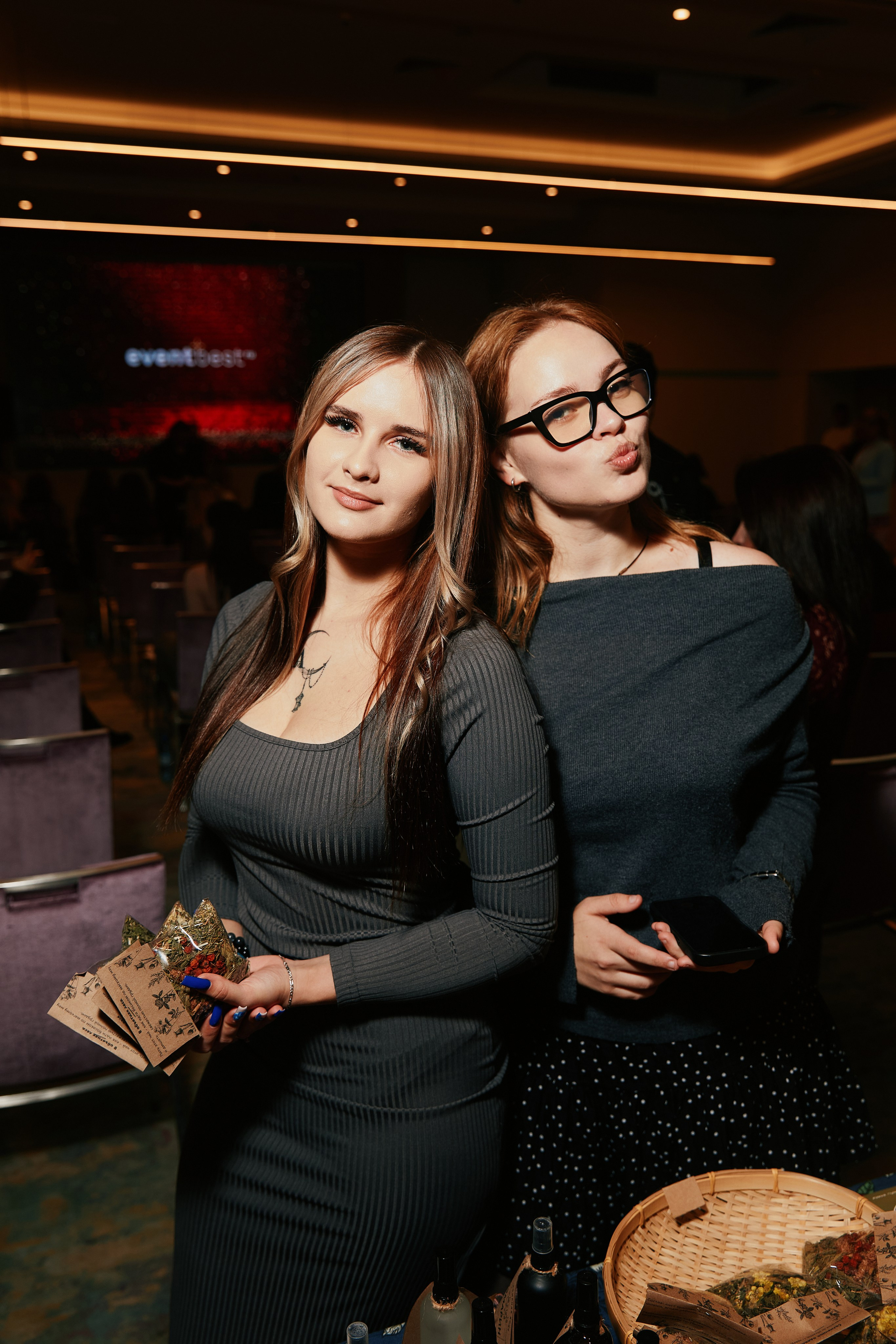 Современная женщина в Hilton 26.10. Свадебный репортажный фотограф краснодар максим дремов дрёмов фотосессия студия цена