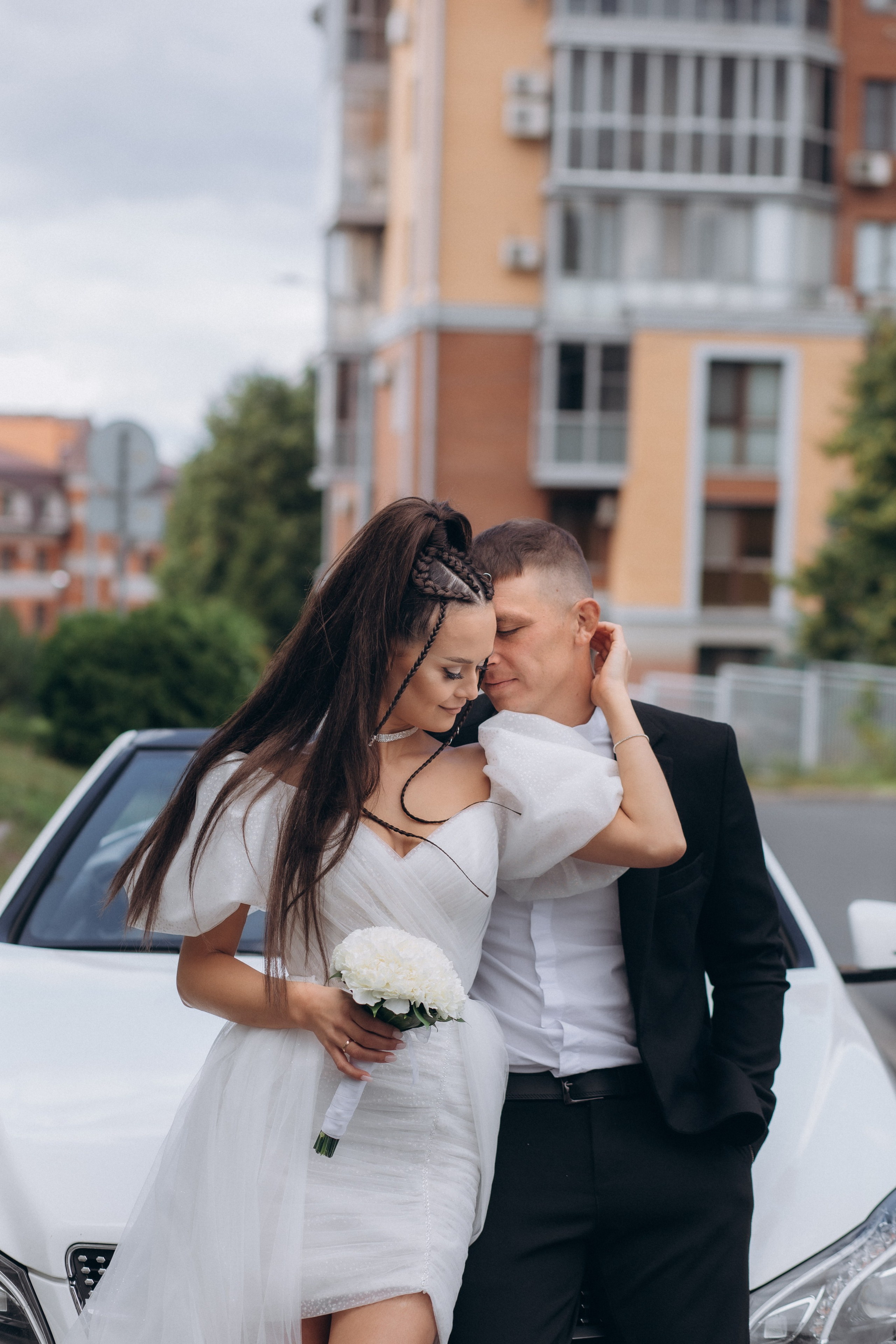 В центре Казани. Свадебный фотограф в Москве и Казани