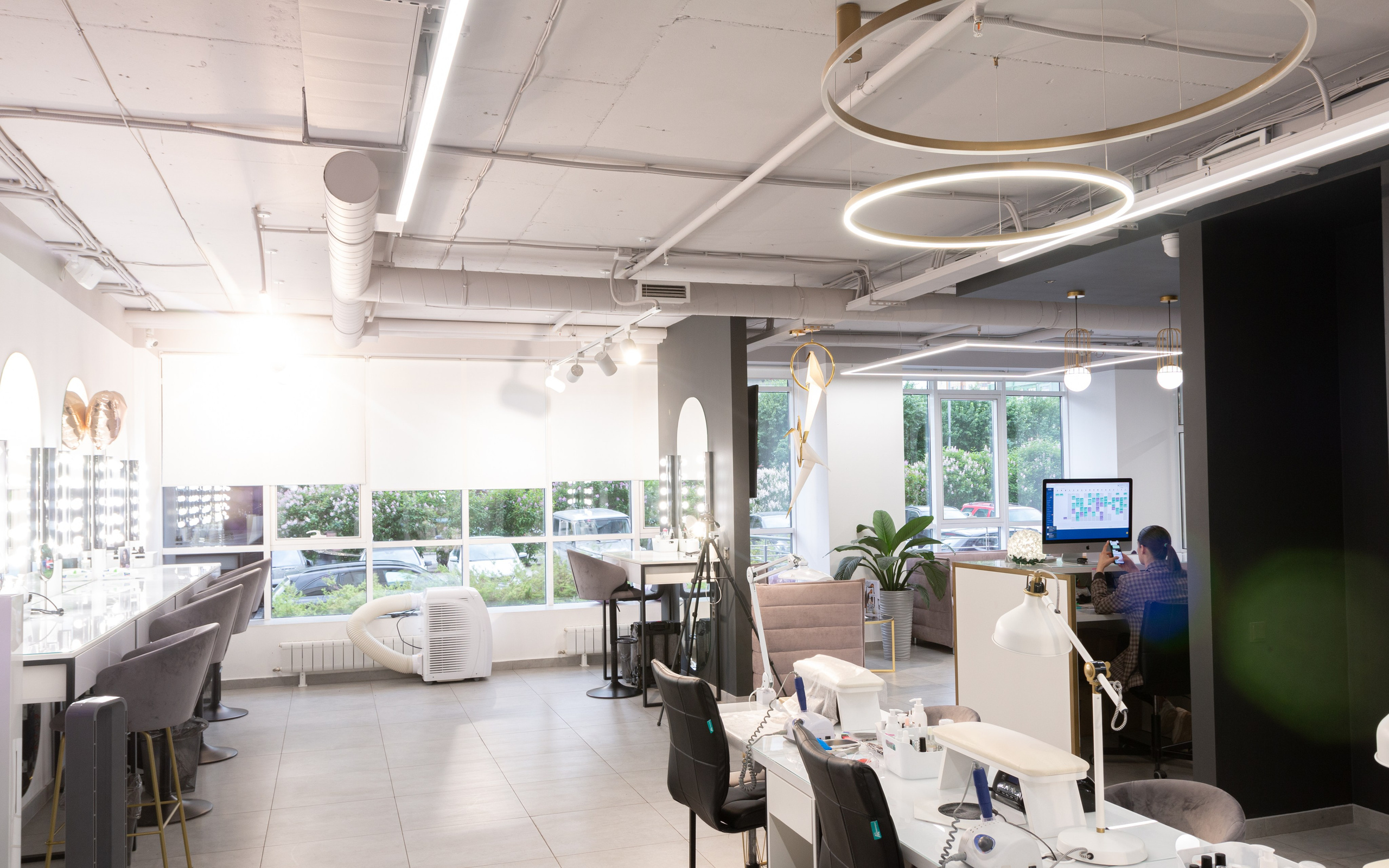 Фотосъёмка осветительных приборов для коммерческих помещений и для бизнеса. Предметный и репортажный фотограф Алексей Кротов