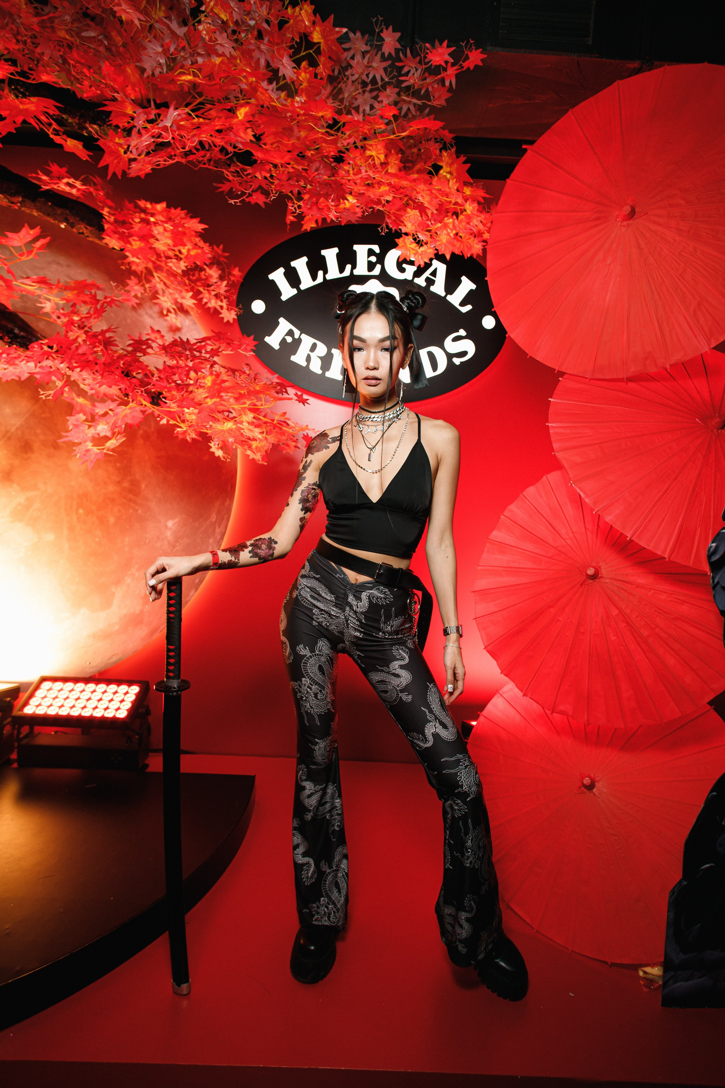 ILLEGAL FRIENDS | ASIA. СВОИ. ФОТООТЧЕТЫ-СОБЫТИЯ-МЕСТА