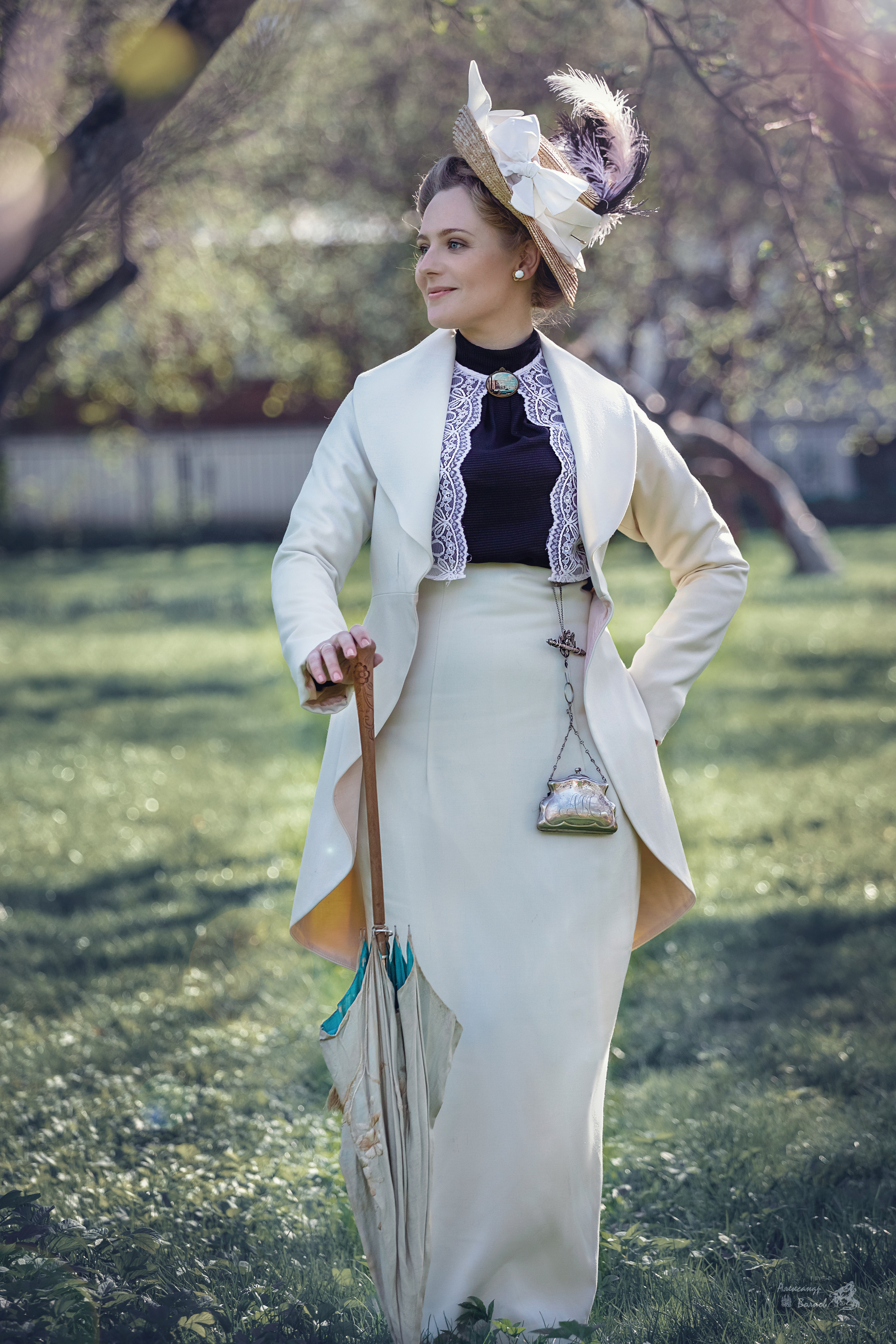 портретный фотограф волков красивое крутое  фото в цветах  девушка  в шляпке  фотография цветения