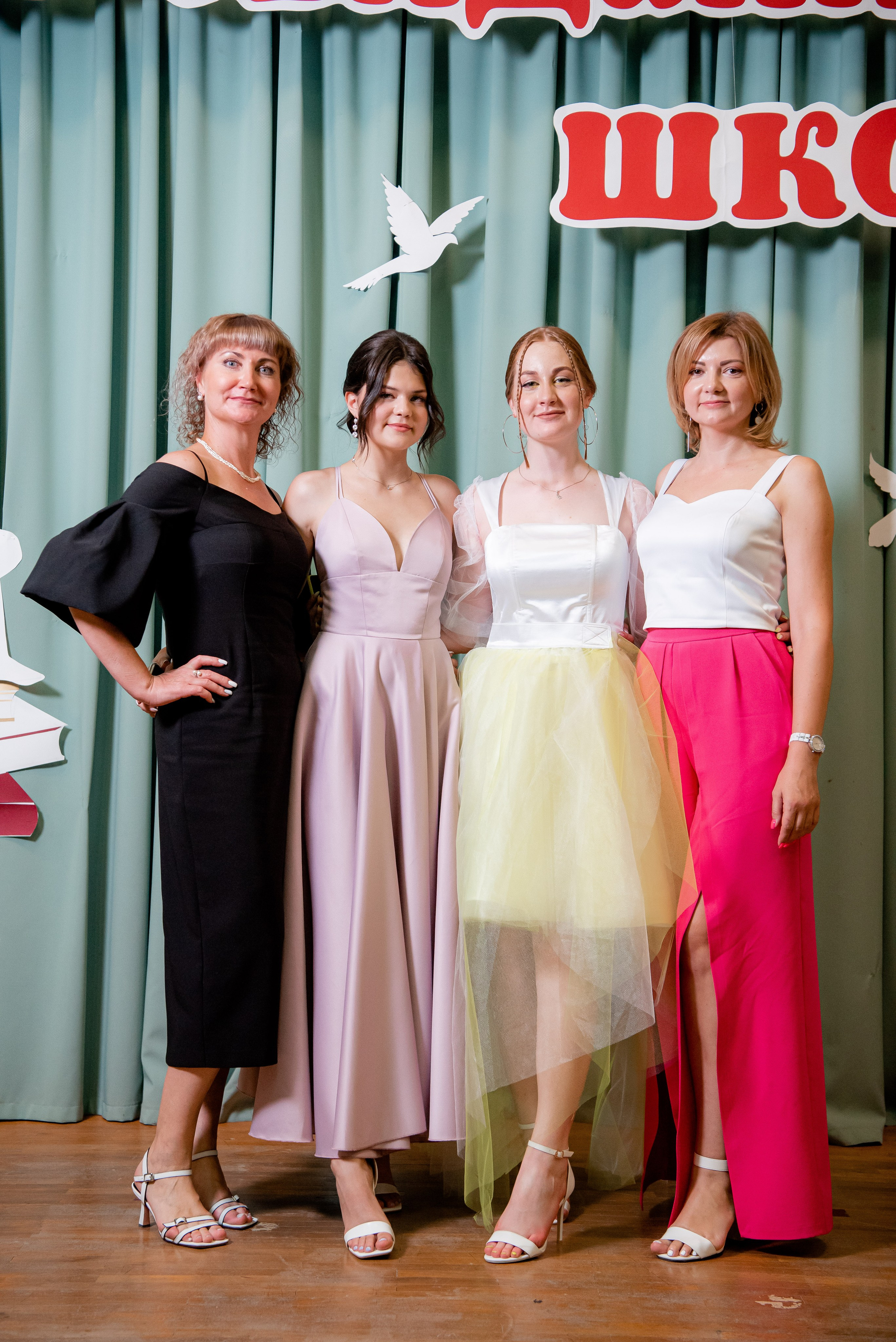 140 Школа. Вручение и Банкет. Сити Холл. Фотограф в Волгограде и Волжском Александр Горбань