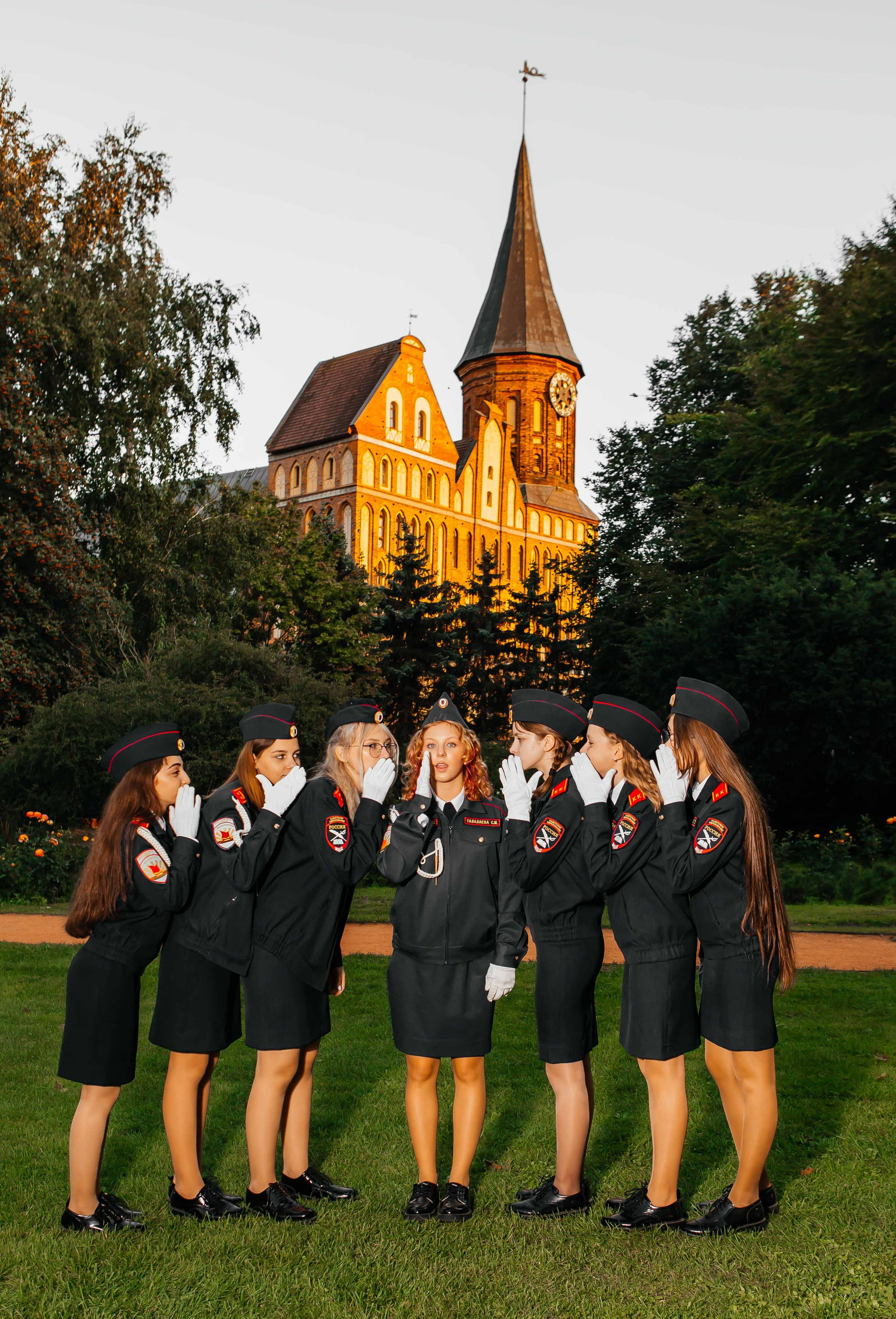 КАДЕТСКИЕ КЛАССЫ. LiveBook39 — студия выпускных альбомов Светланы Микишаниной в Калининграде