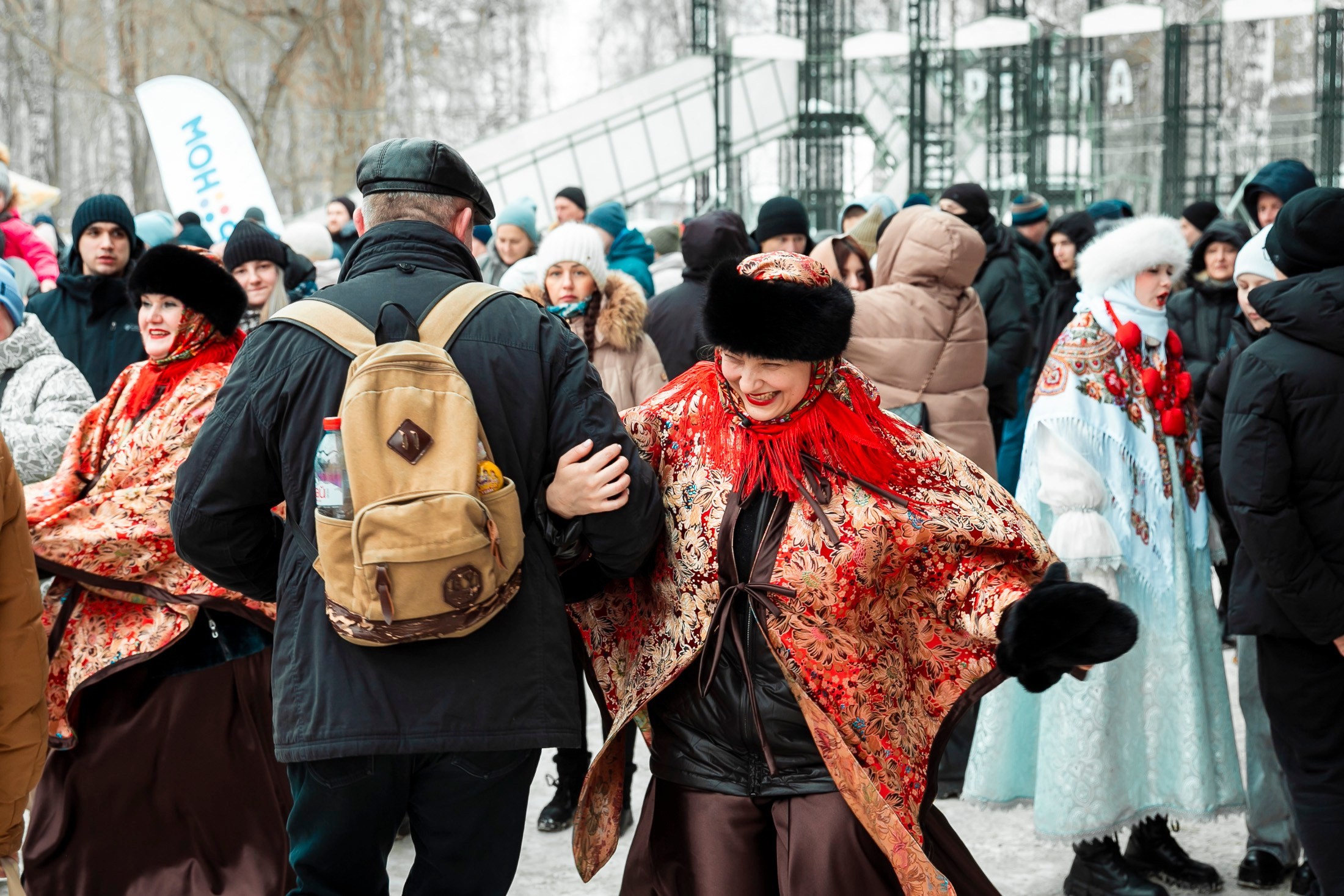 Масленица в берёзовой роще. Фотограф в Новосибирске Сергей Белов
