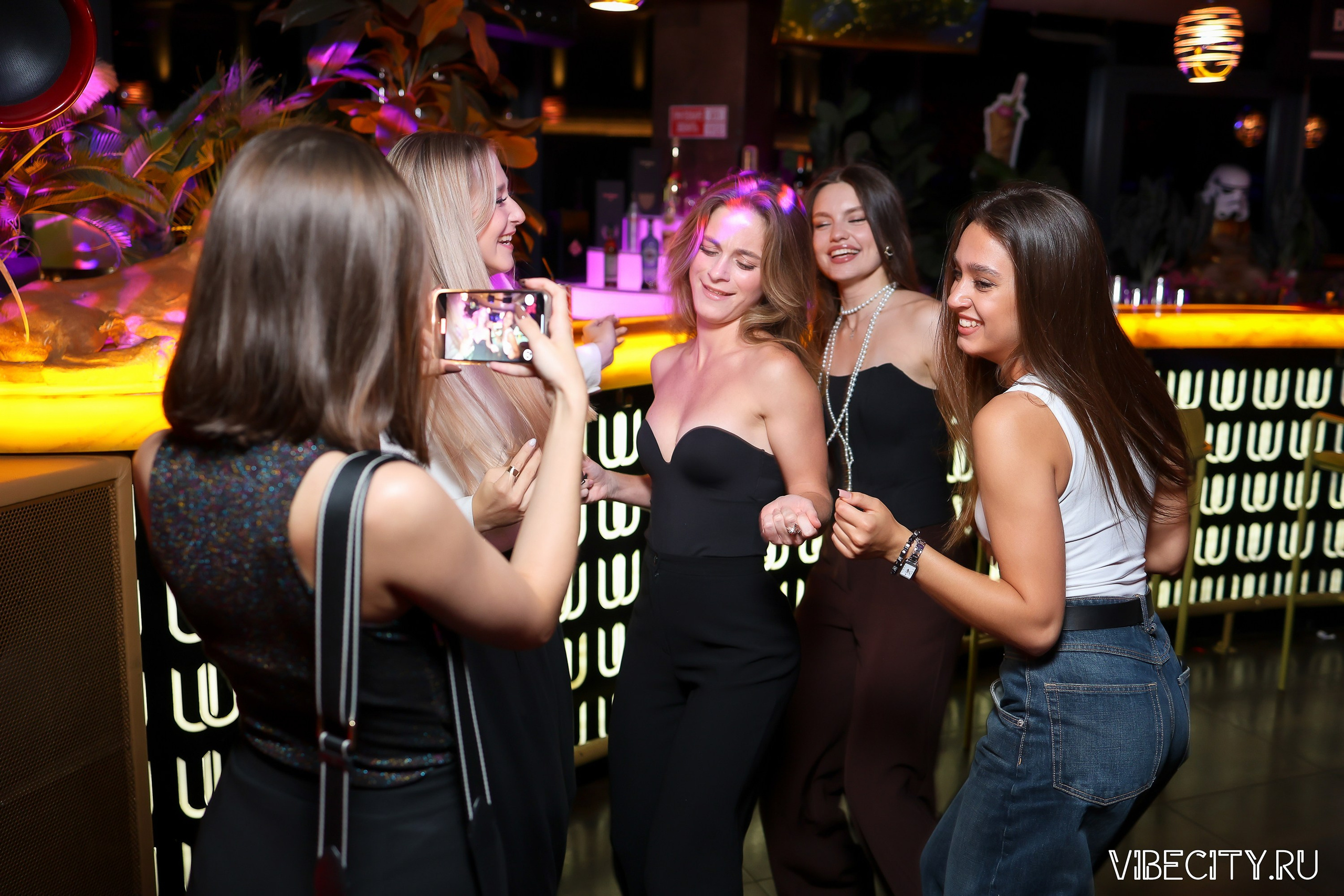 DOUBLE U. VIBECITY.RU Вайб Сити Ру Фоторепортажи Фотоотчеты Калининград